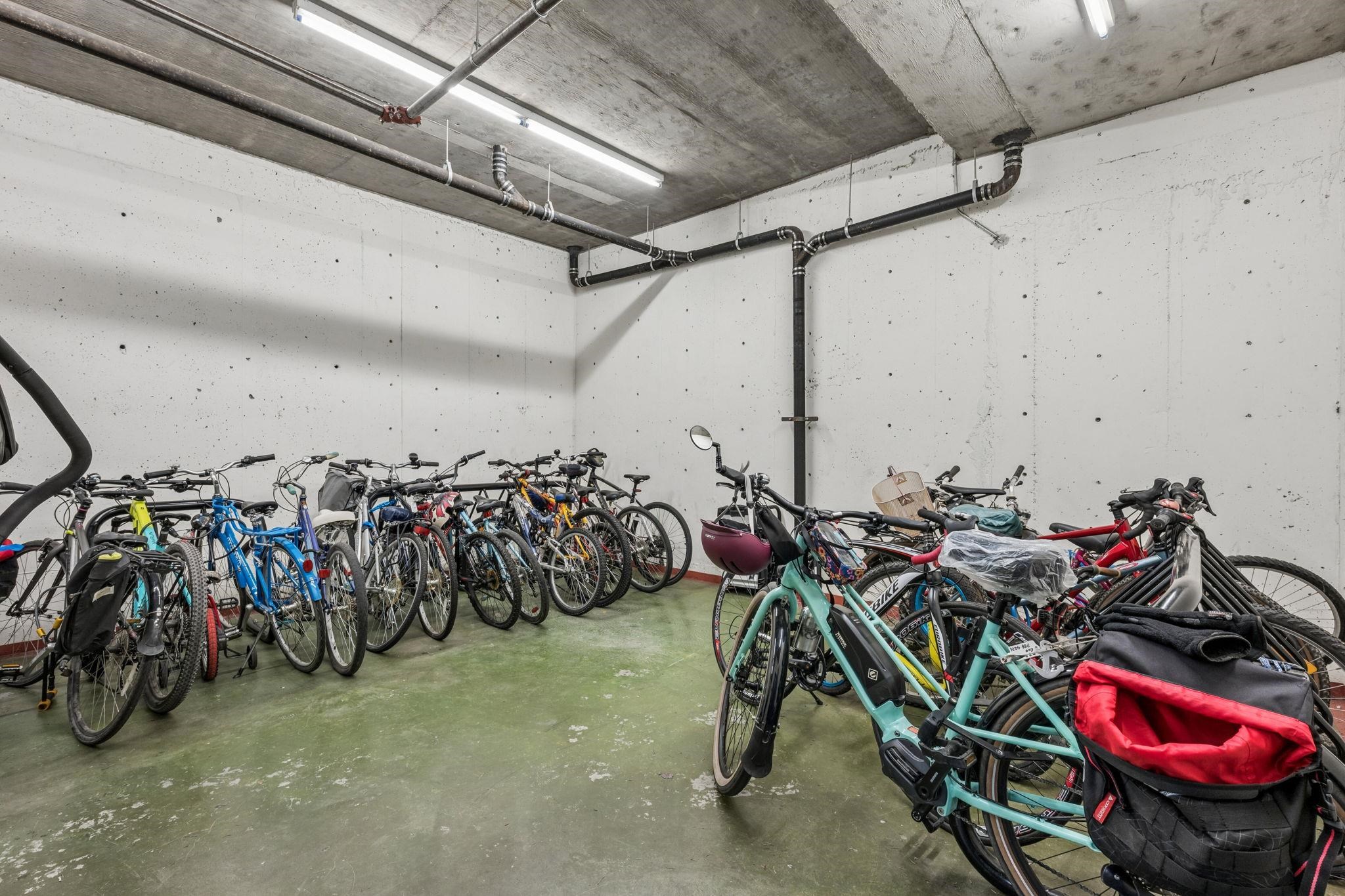 35 7488 SALISBURY AVENUE Unit: 35