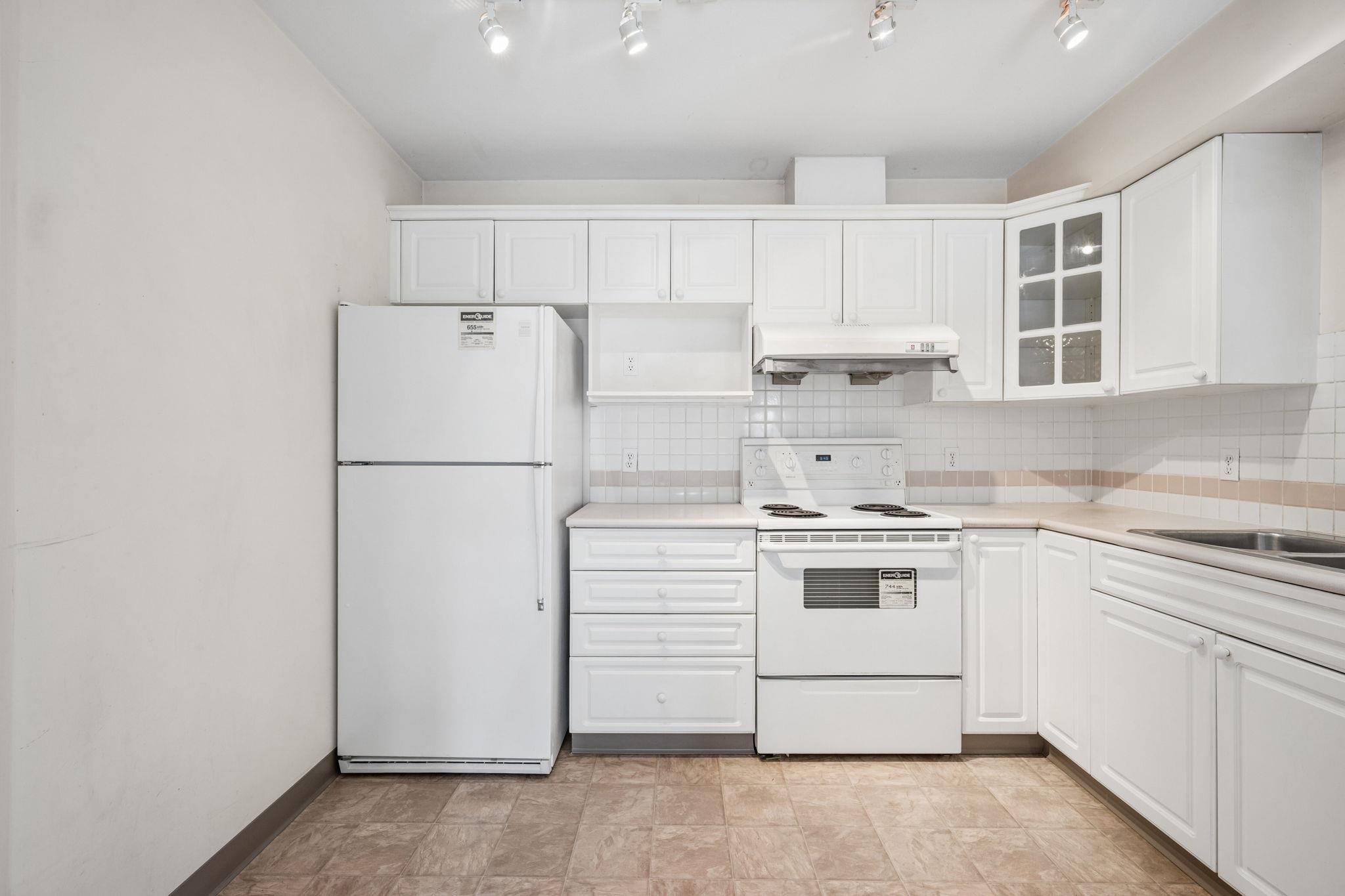 35 7488 SALISBURY AVENUE Unit: 35