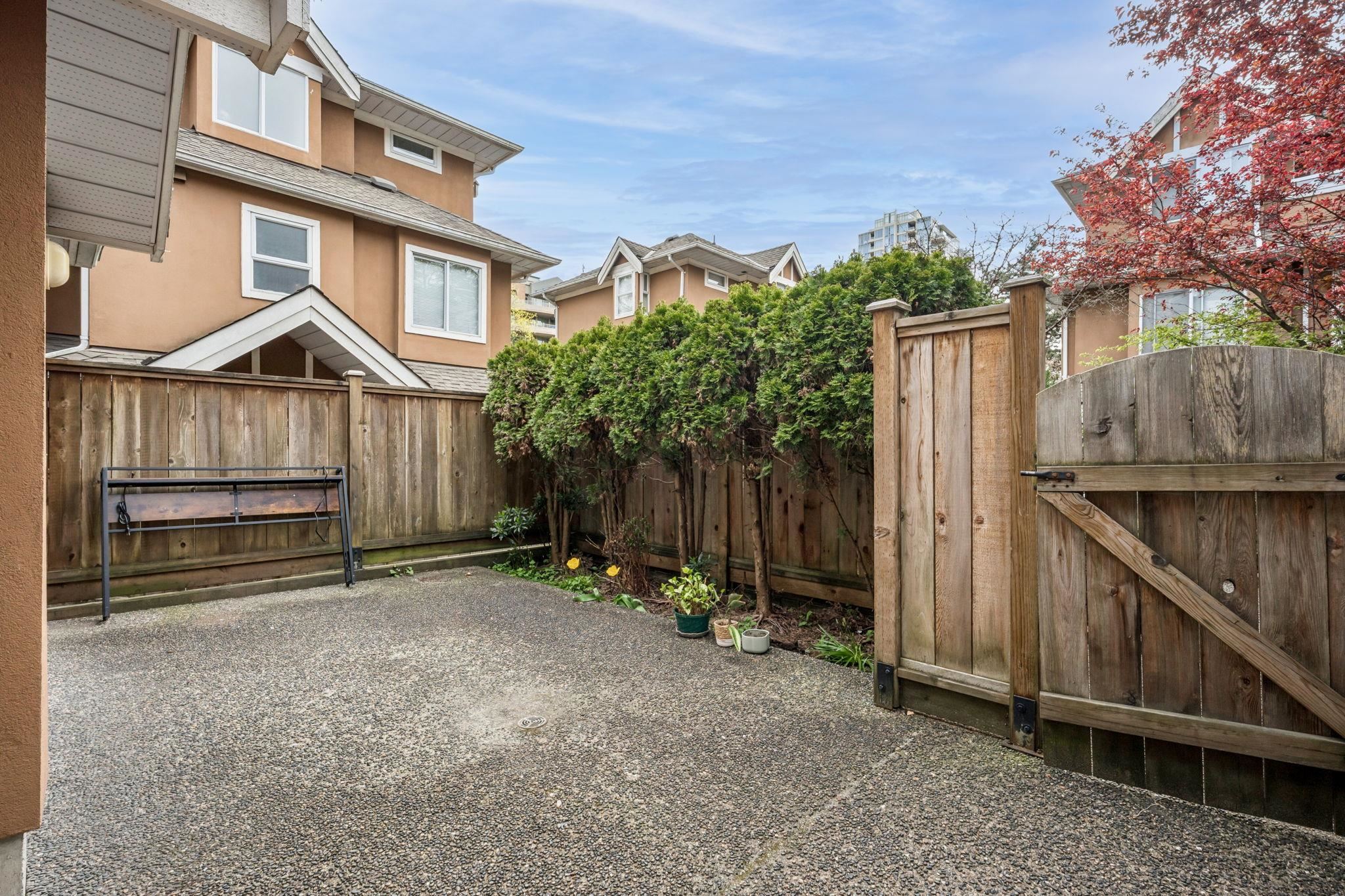 35 7488 SALISBURY AVENUE Unit: 35