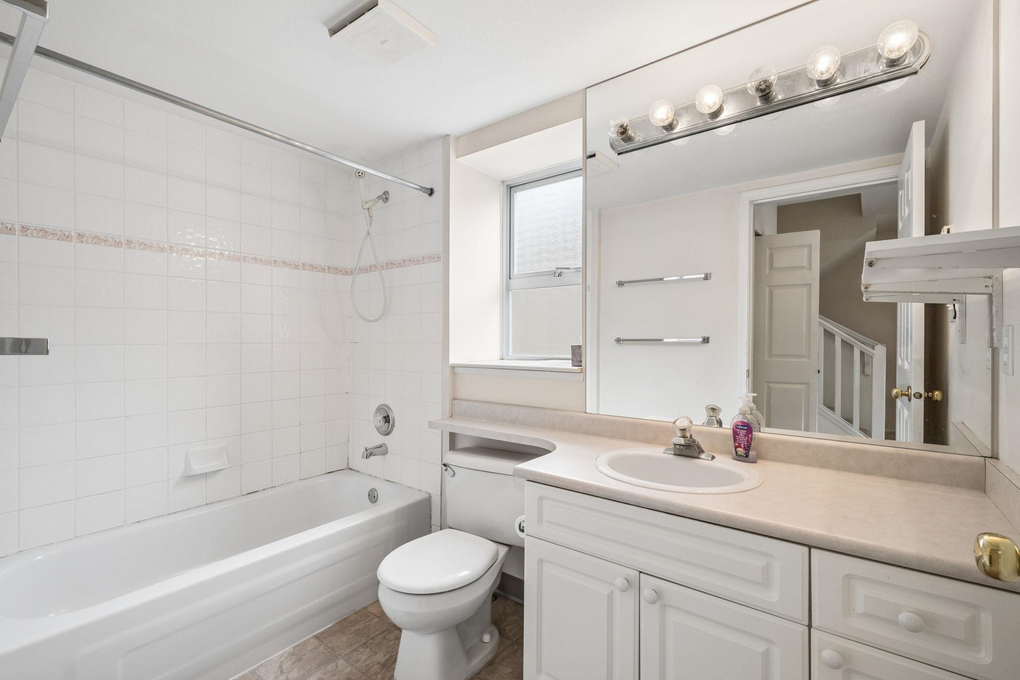 35 7488 SALISBURY AVENUE Unit: 35