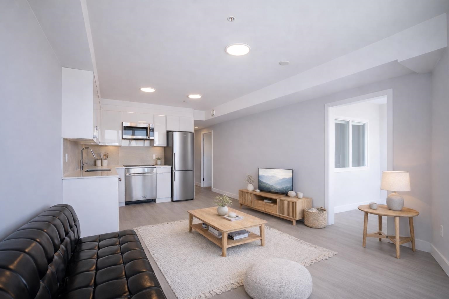 307 3050 KINGSWAY Unit: 307