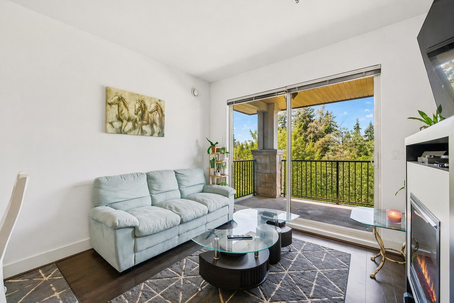 315 6688 120 STREET Unit: 315