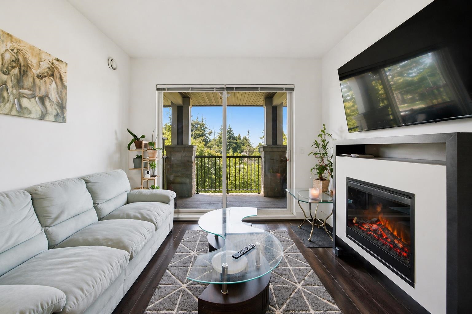 315 6688 120 STREET Unit: 315