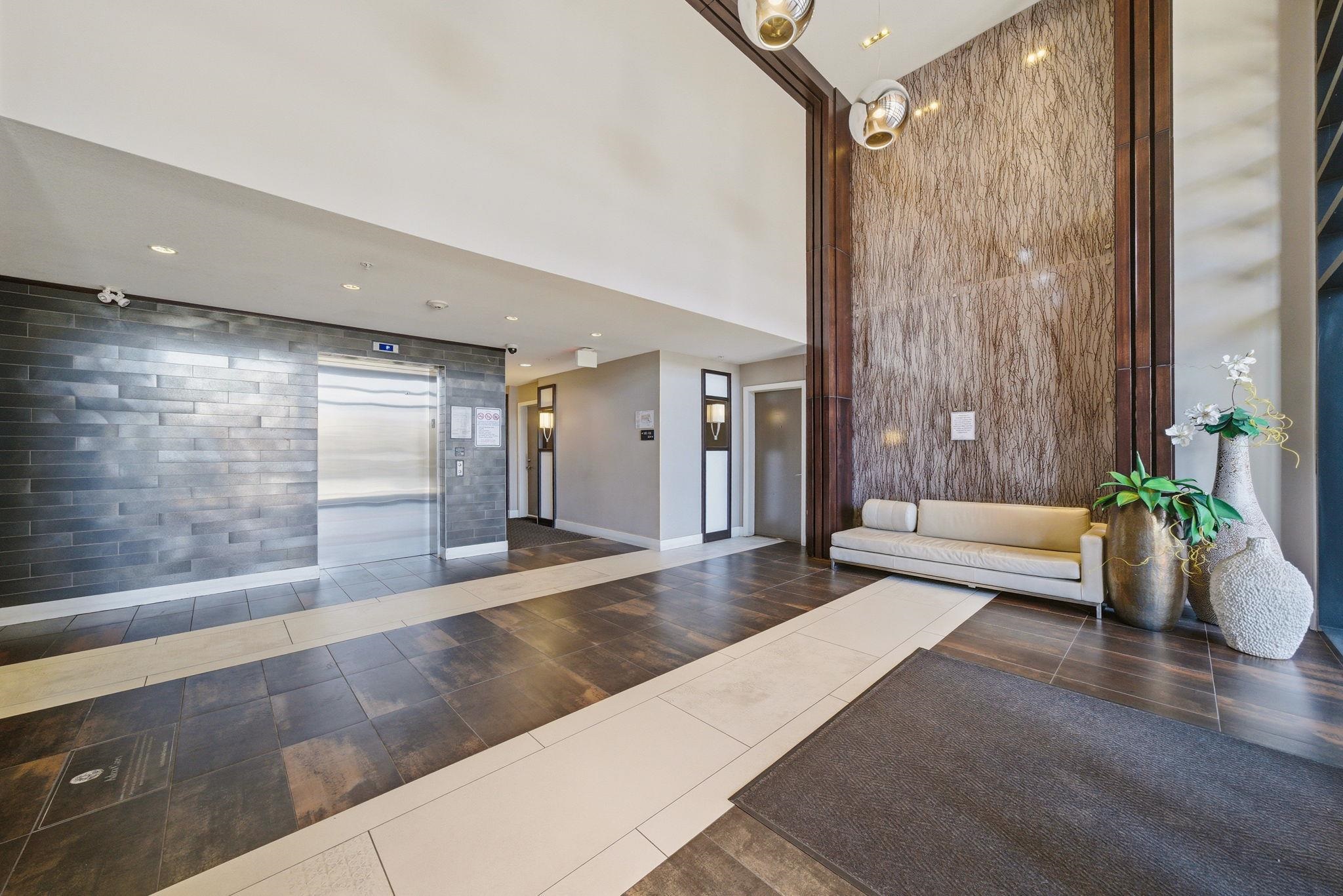 315 6688 120 STREET Unit: 315
