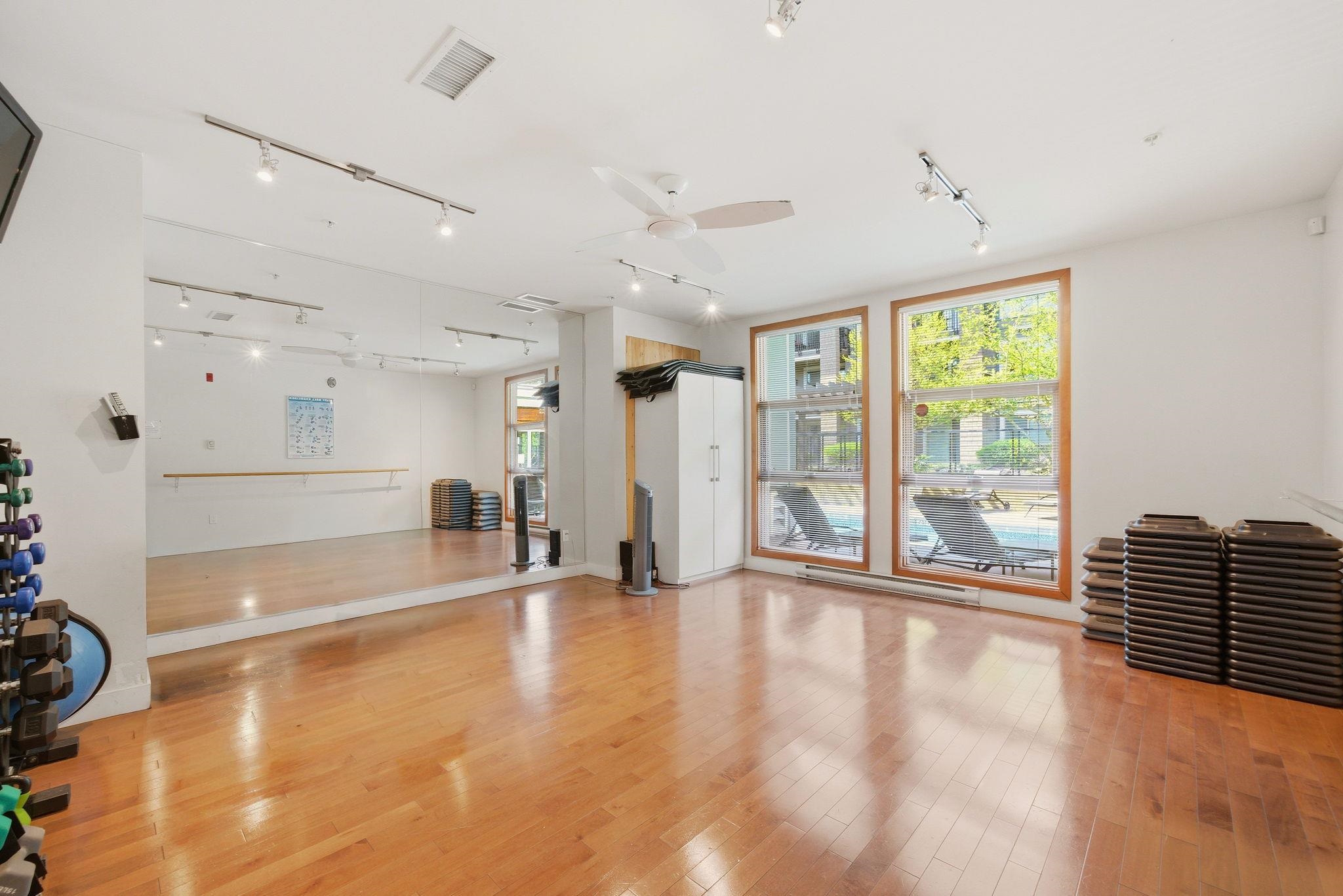 315 6688 120 STREET Unit: 315