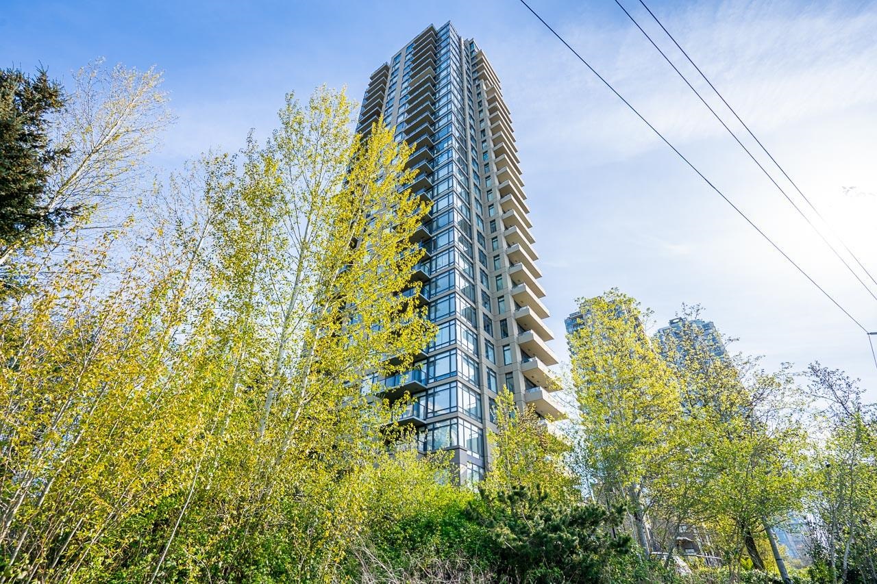 2305 2345 MADISON AVENUE Unit: 2305