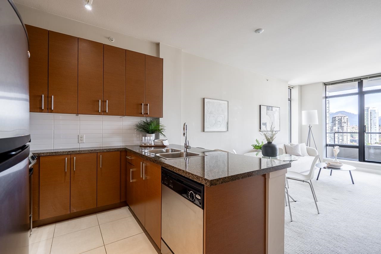 2305 2345 MADISON AVENUE Unit: 2305