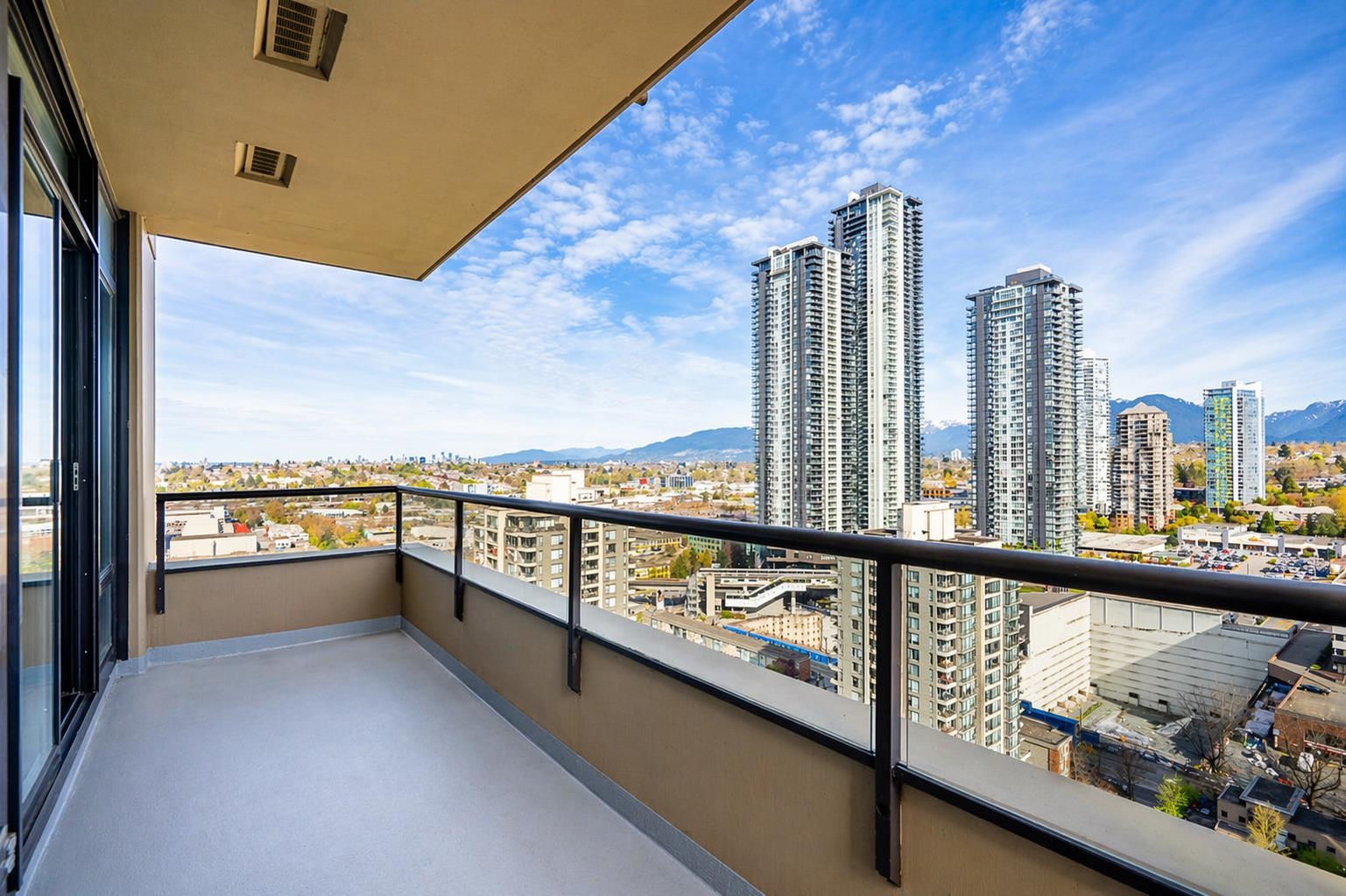 2305 2345 MADISON AVENUE Unit: 2305