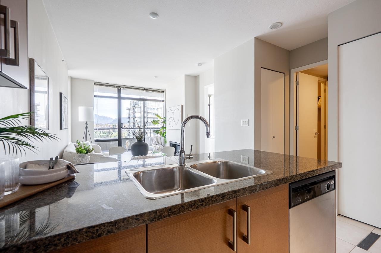 2305 2345 MADISON AVENUE Unit: 2305