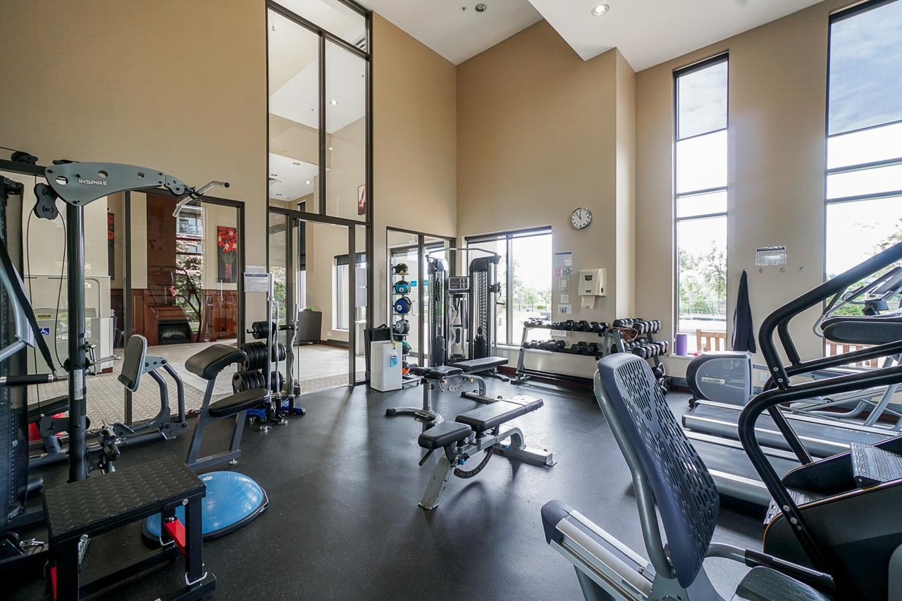 2305 2345 MADISON AVENUE Unit: 2305
