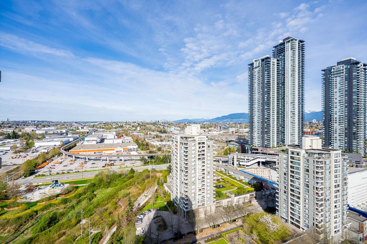 2305 2345 MADISON AVENUE Unit: 2305