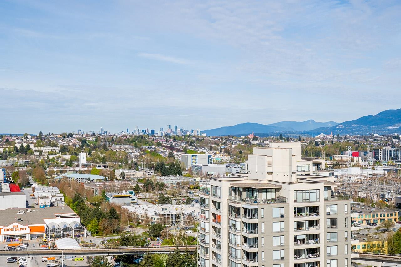 2305 2345 MADISON AVENUE Unit: 2305