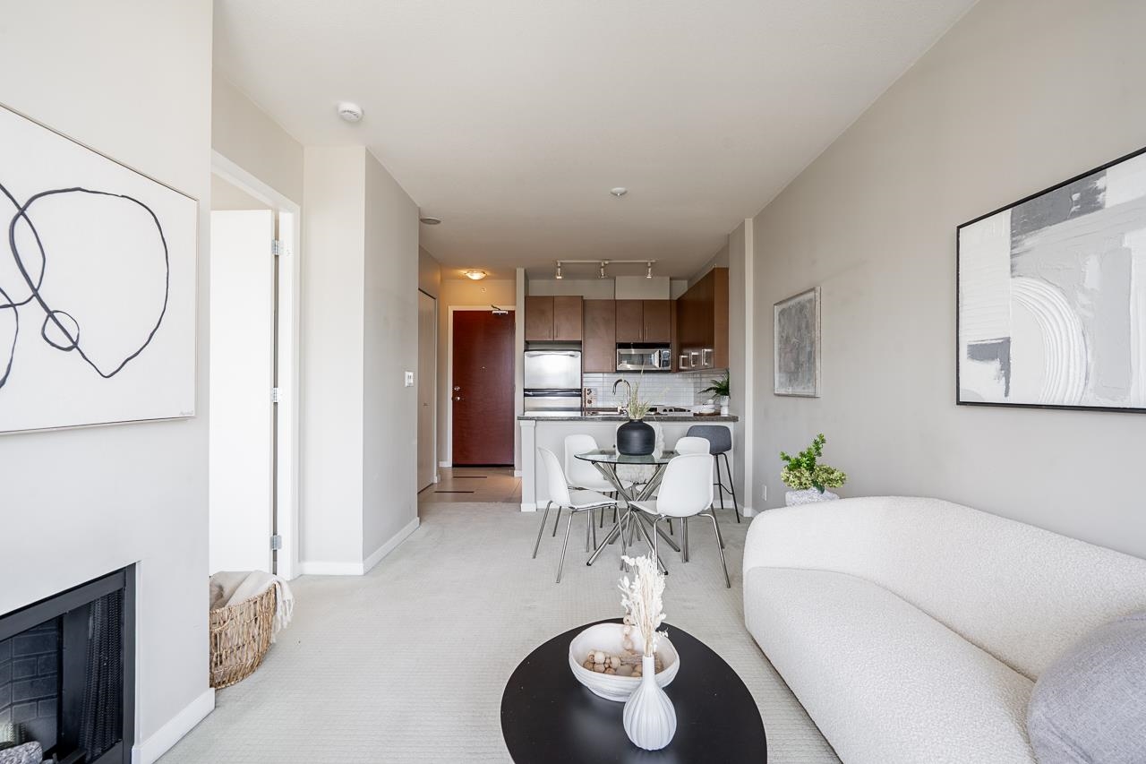 2305 2345 MADISON AVENUE Unit: 2305