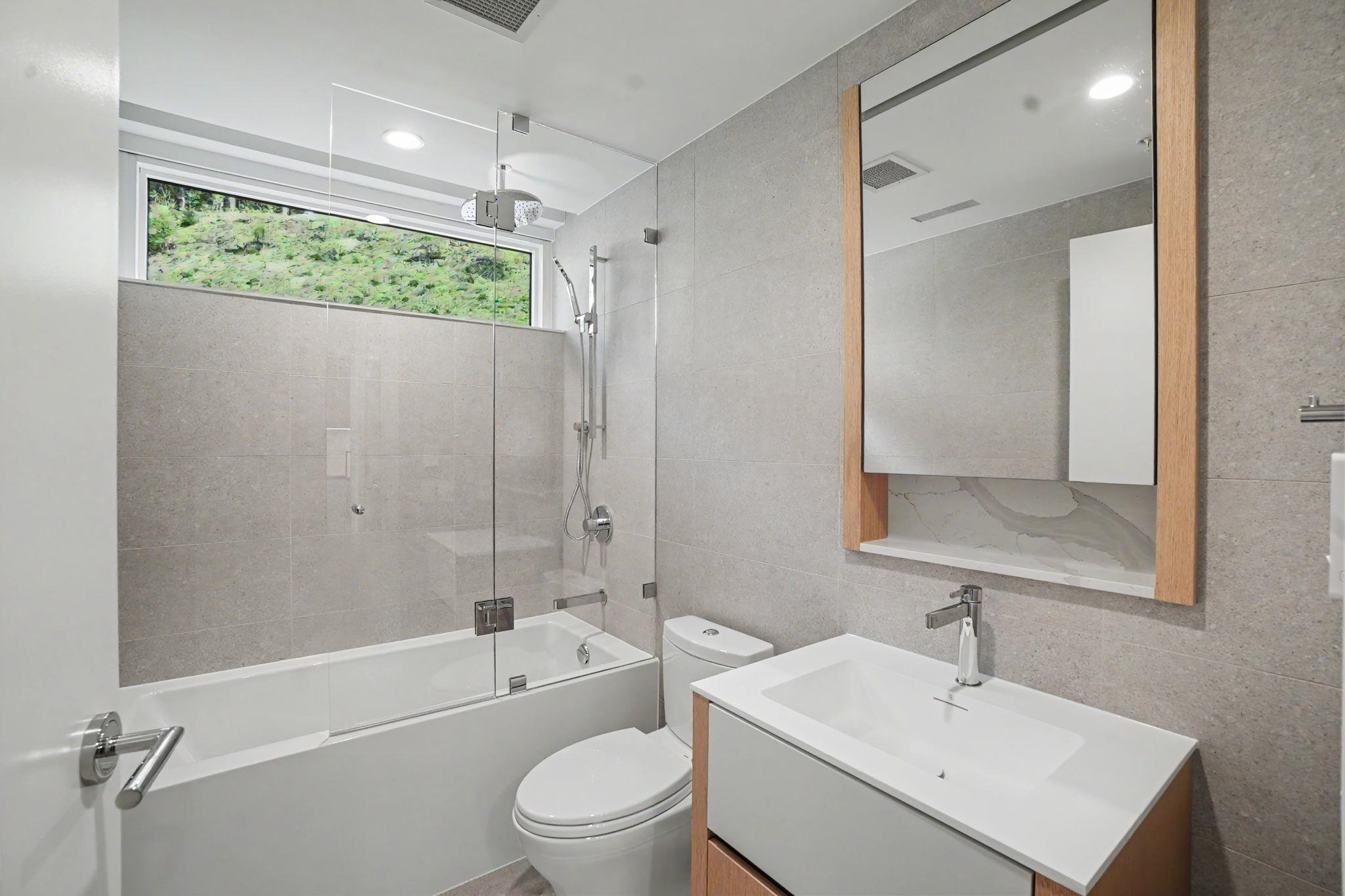 604 3963 UPLANDS WAY Unit: 604