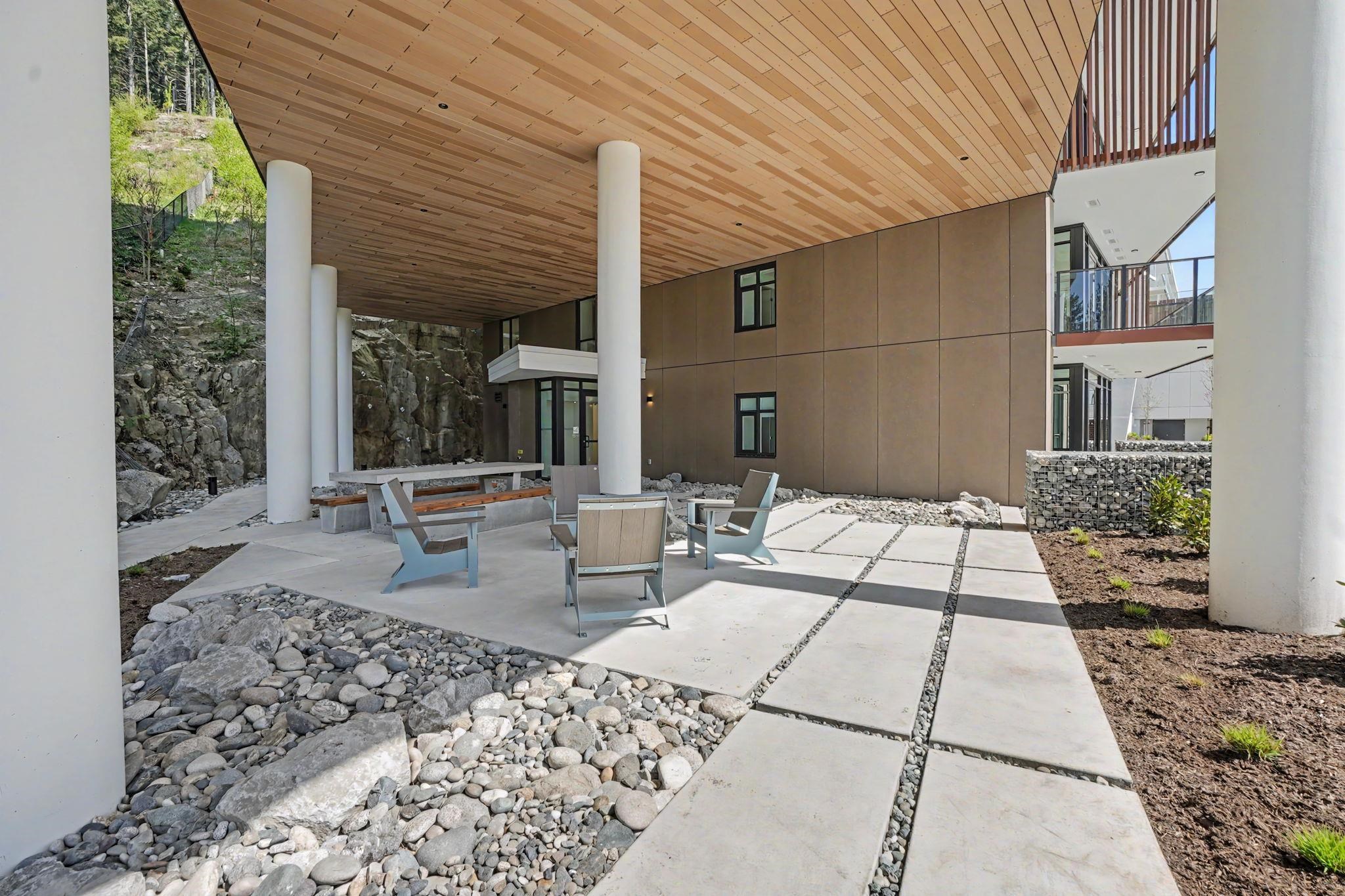 604 3963 UPLANDS WAY Unit: 604