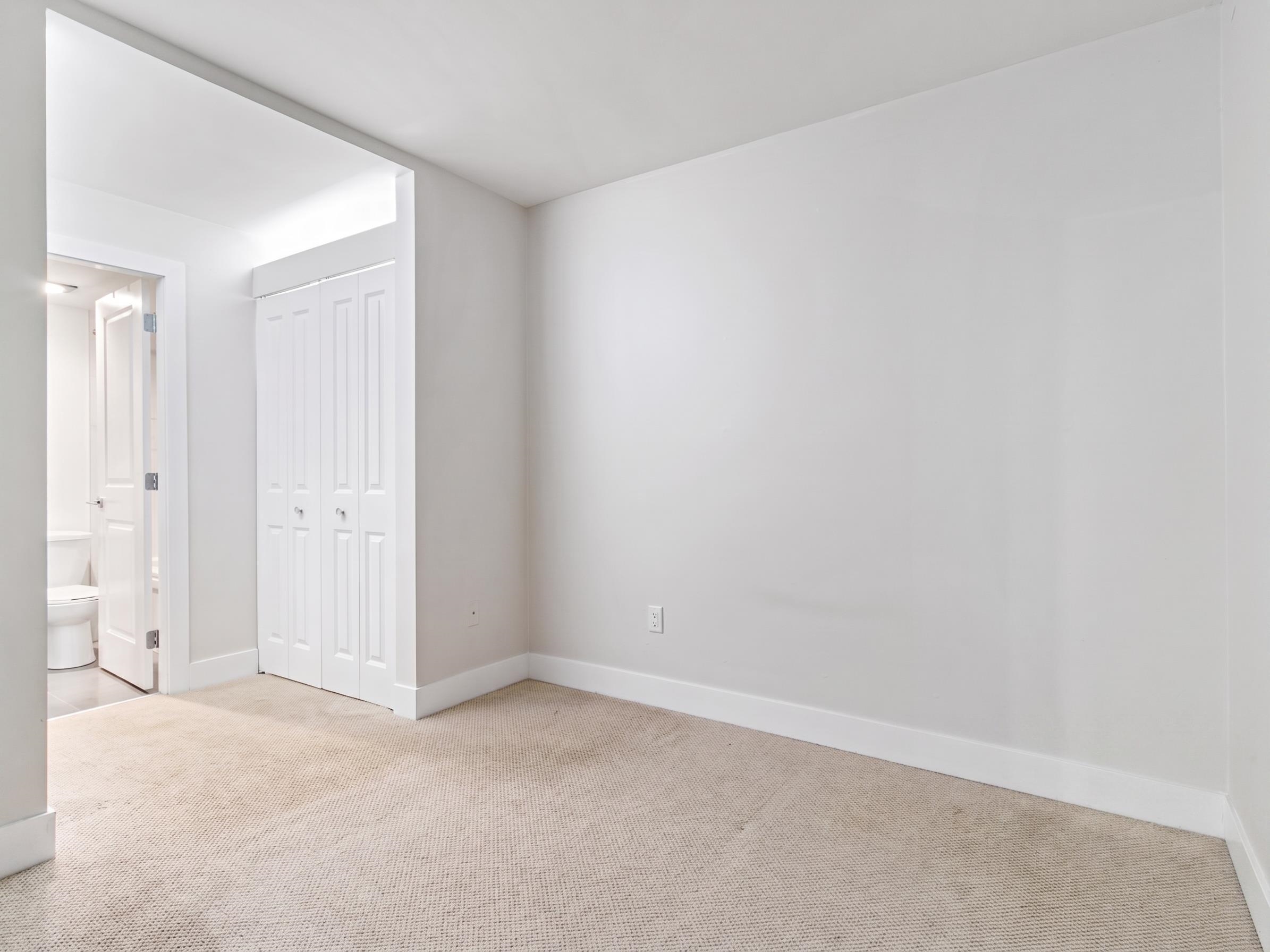 114 2250 OXFORD STREET Unit: 114