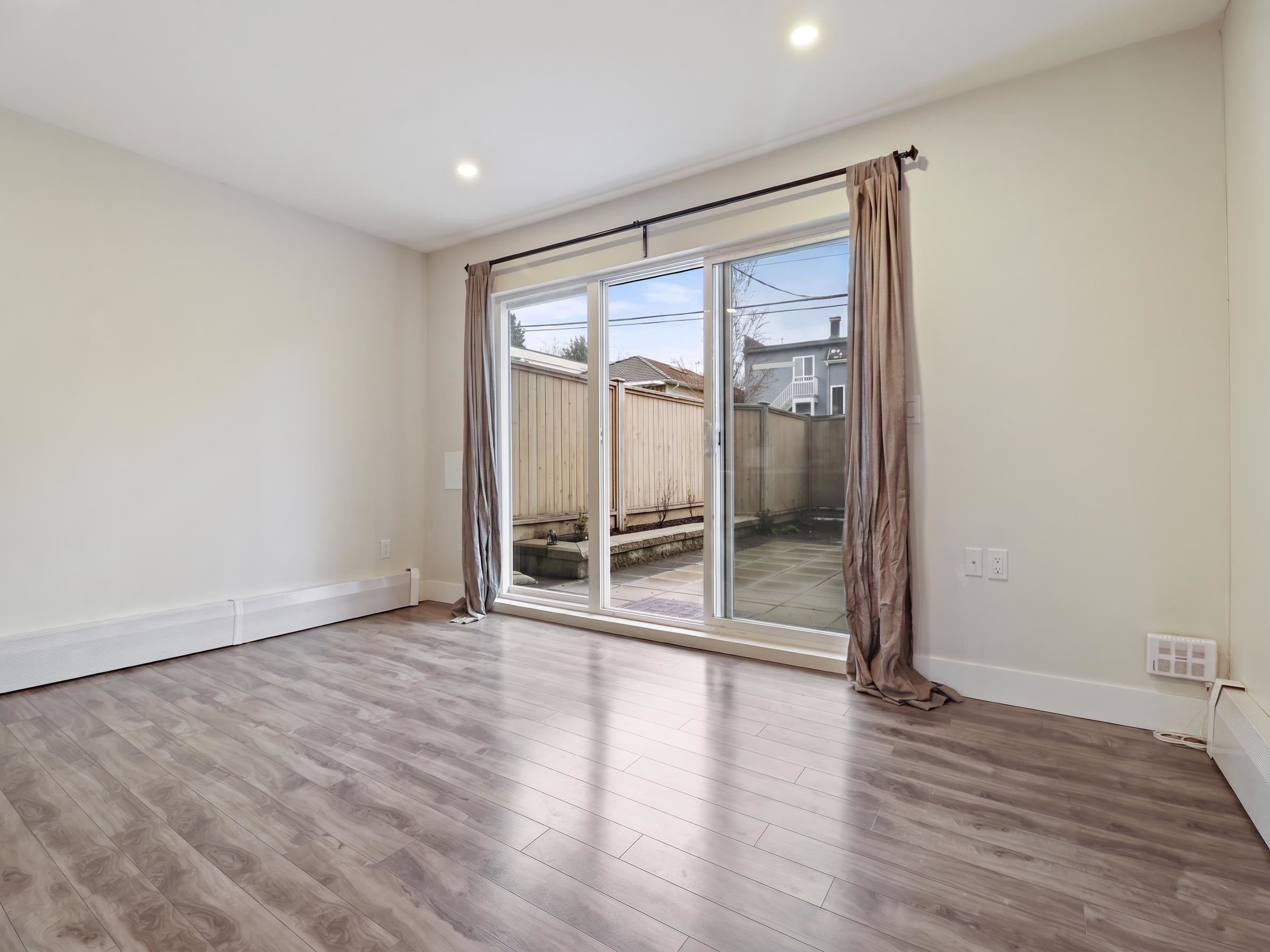 114 2250 OXFORD STREET Unit: 114