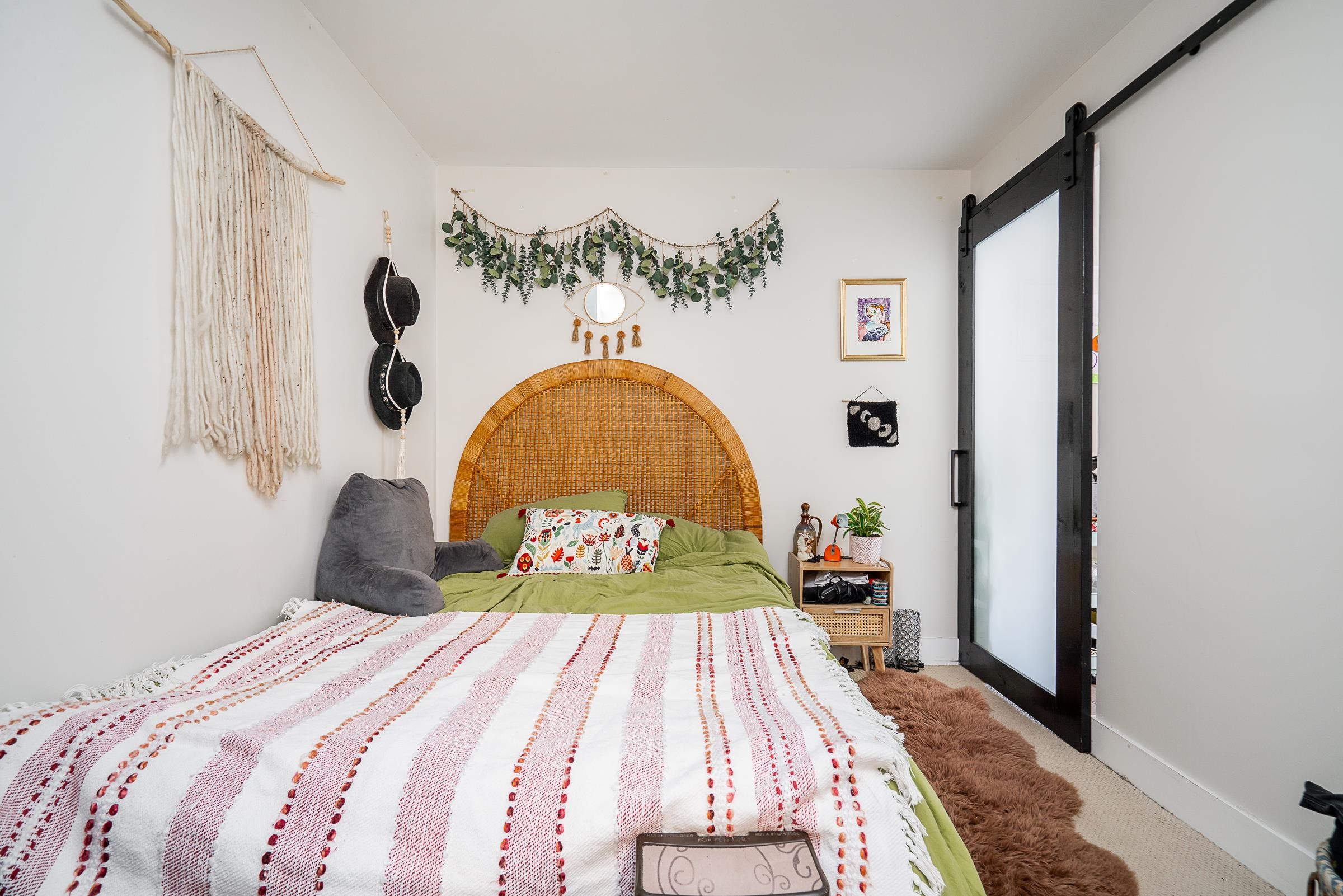 114 2250 OXFORD STREET Unit: 114