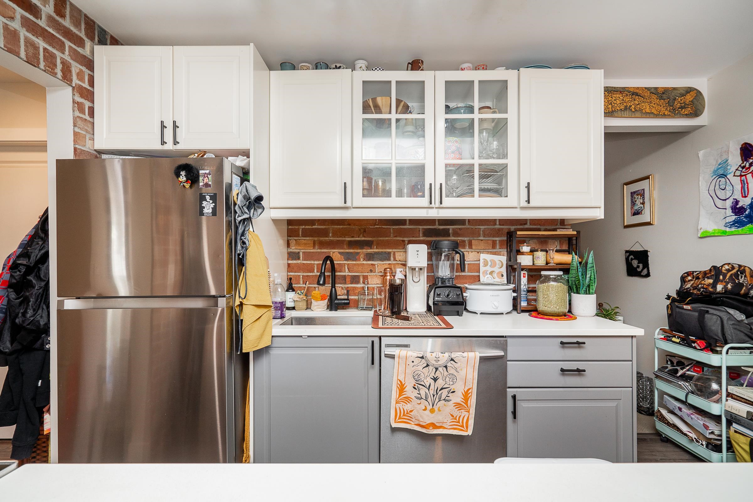 114 2250 OXFORD STREET Unit: 114
