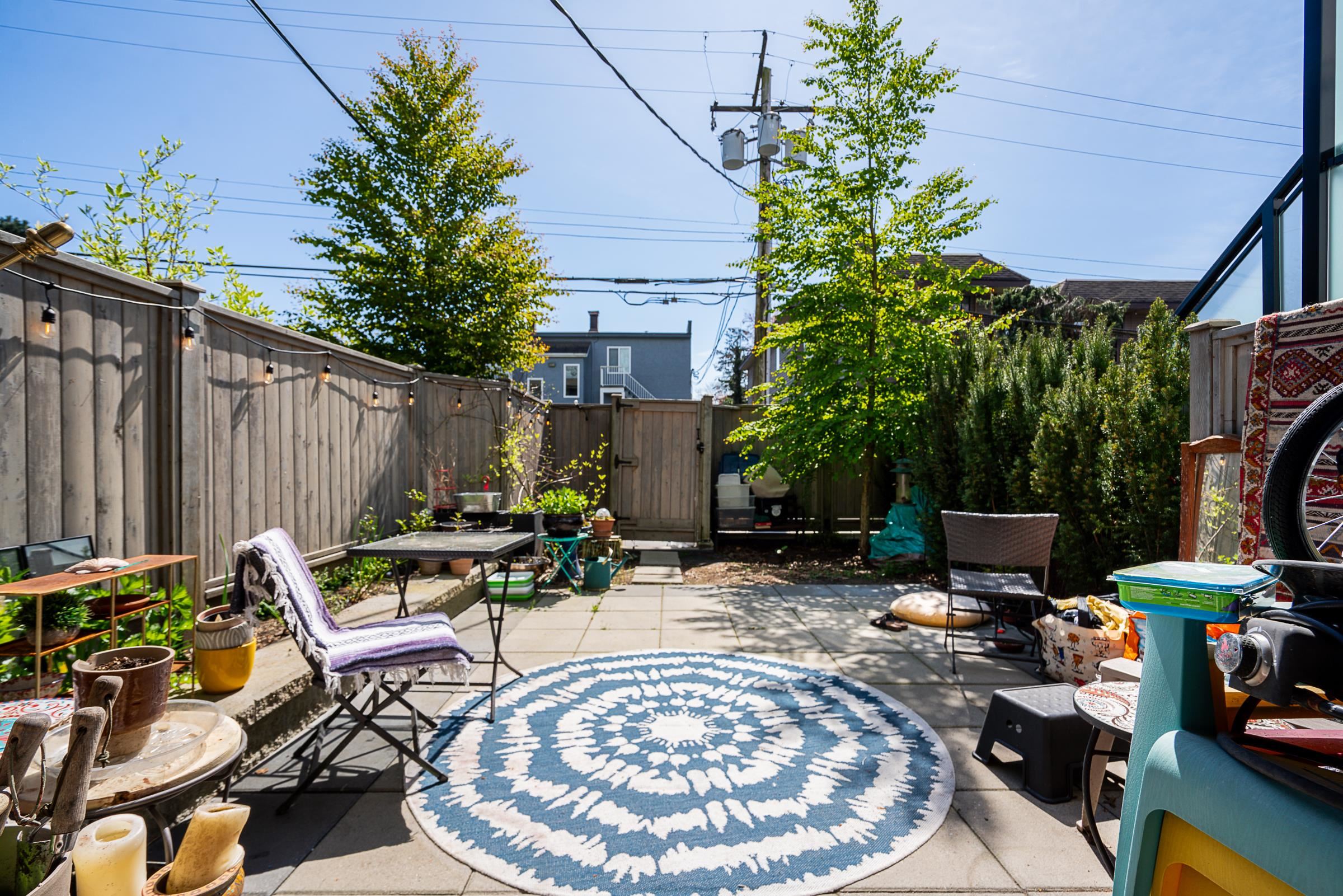 114 2250 OXFORD STREET Unit: 114