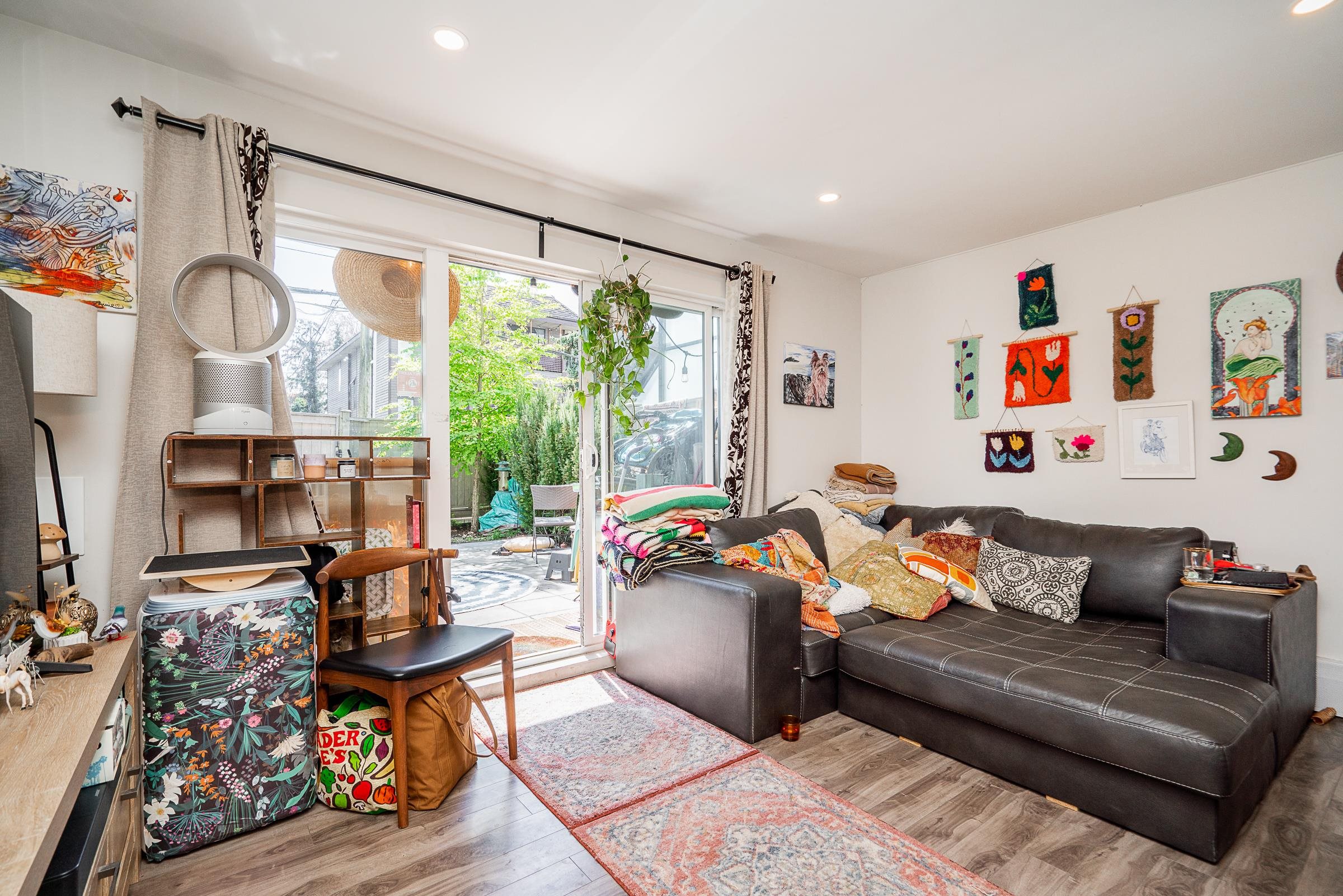 114 2250 OXFORD STREET Unit: 114