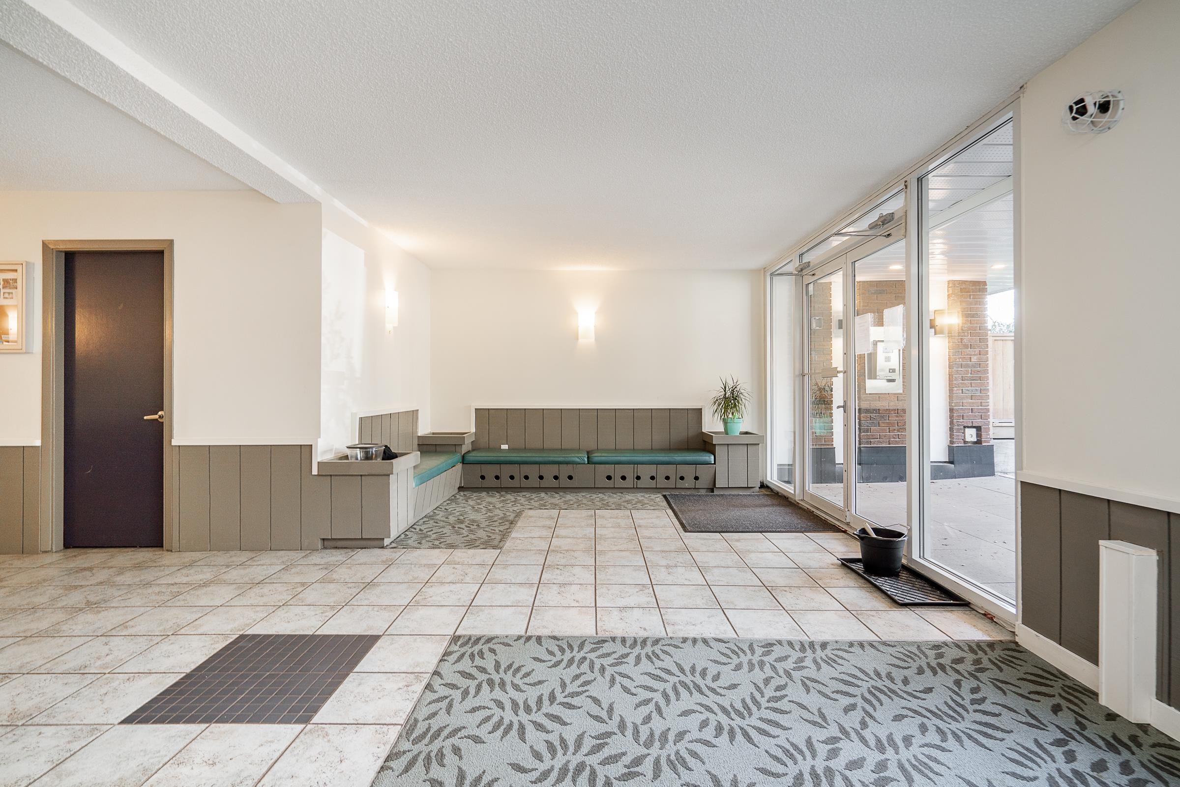 114 2250 OXFORD STREET Unit: 114
