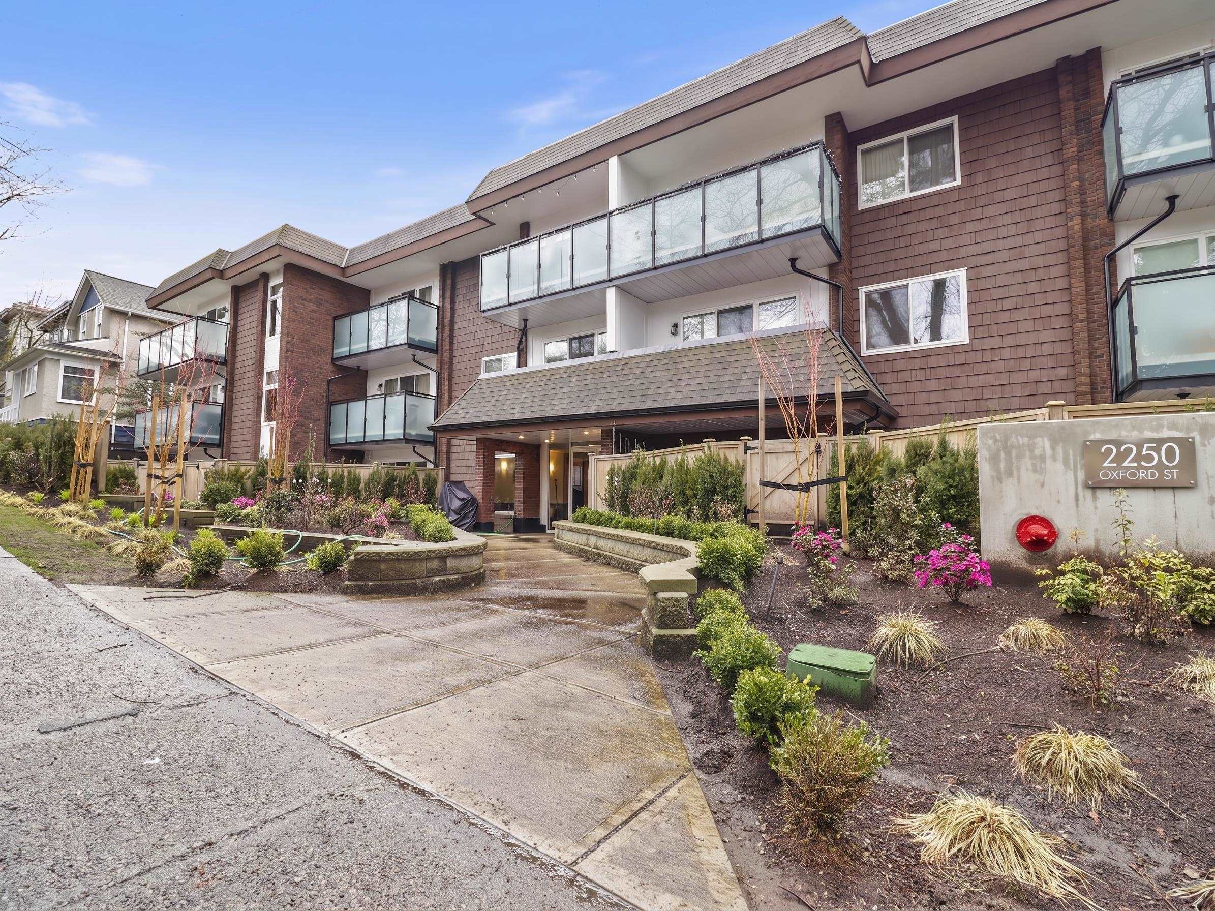 114 2250 OXFORD STREET Unit: 114