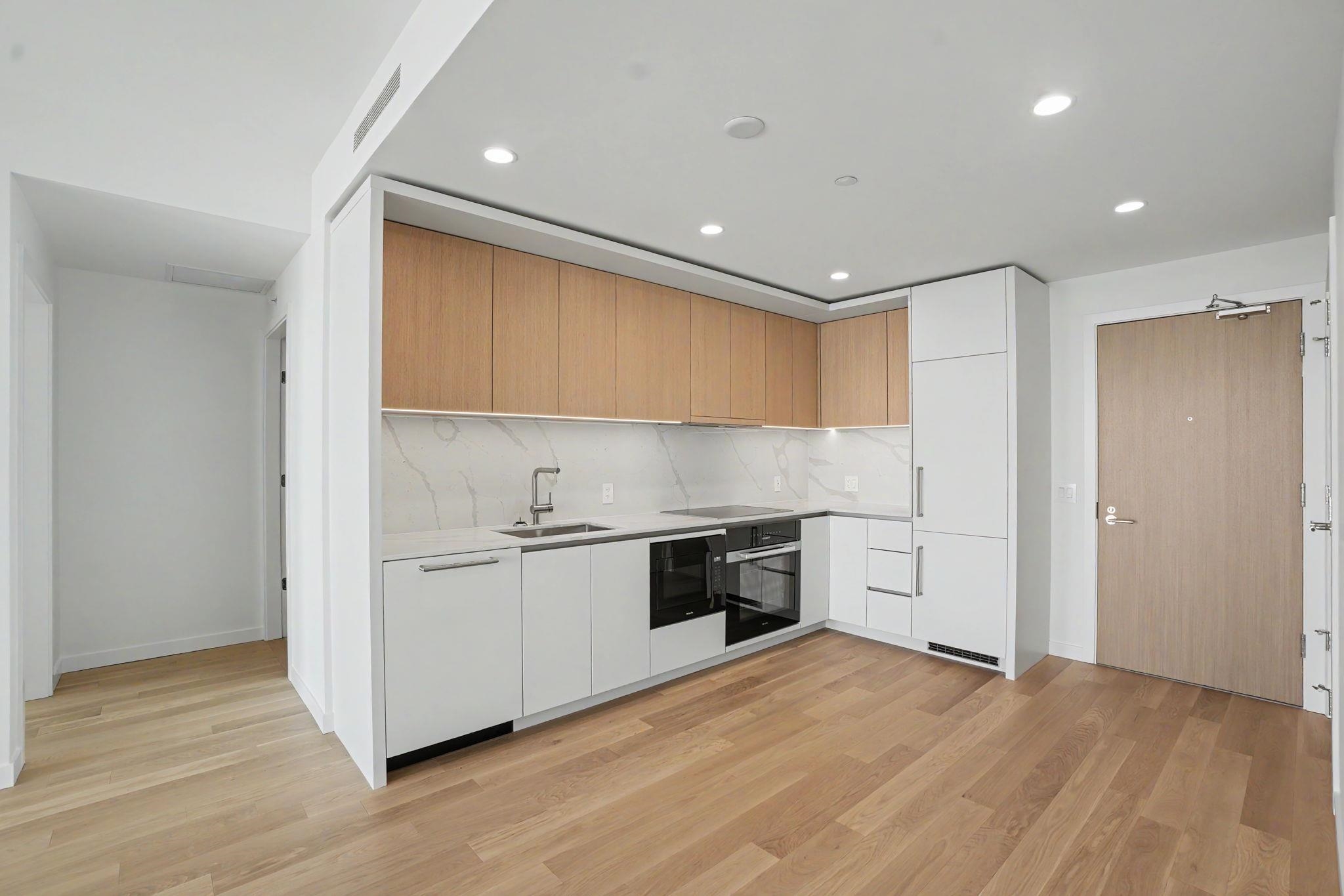 606 3963 UPLANDS WAY Unit: 606