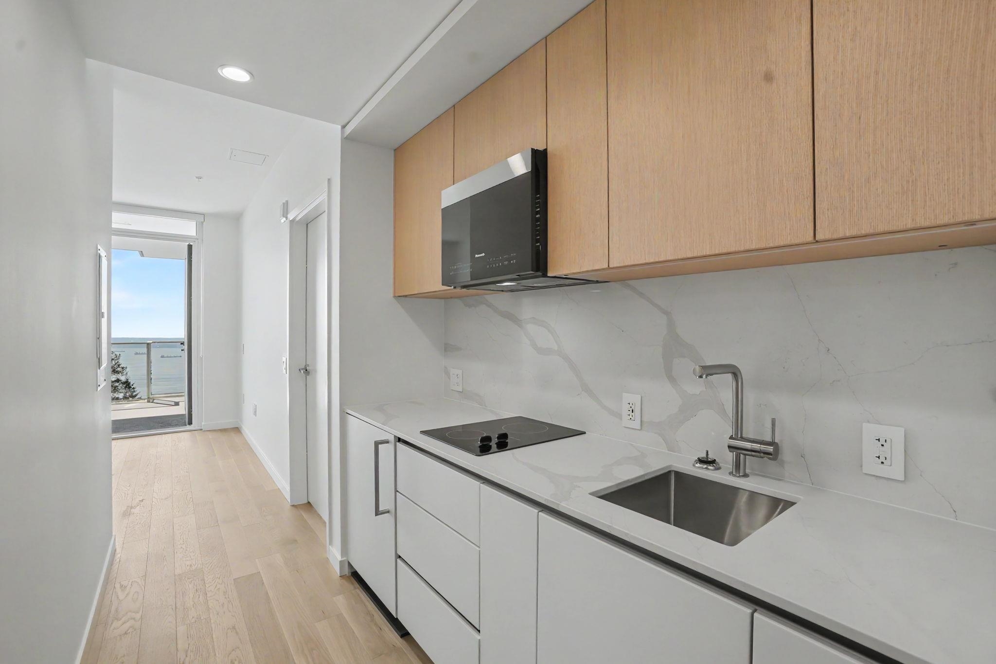 606 3963 UPLANDS WAY Unit: 606