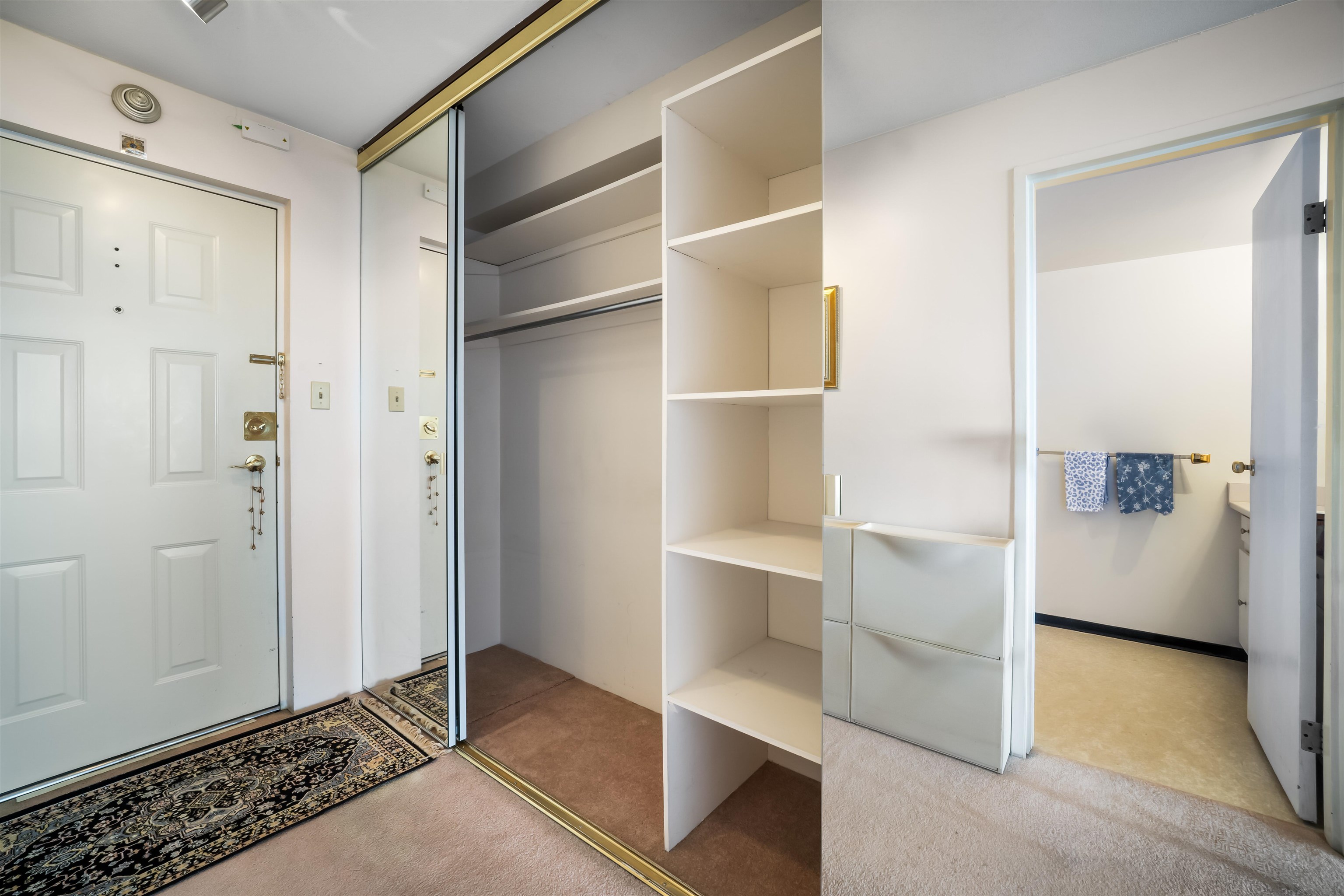 1310 6331 MINORU BOULEVARD Unit: 1310