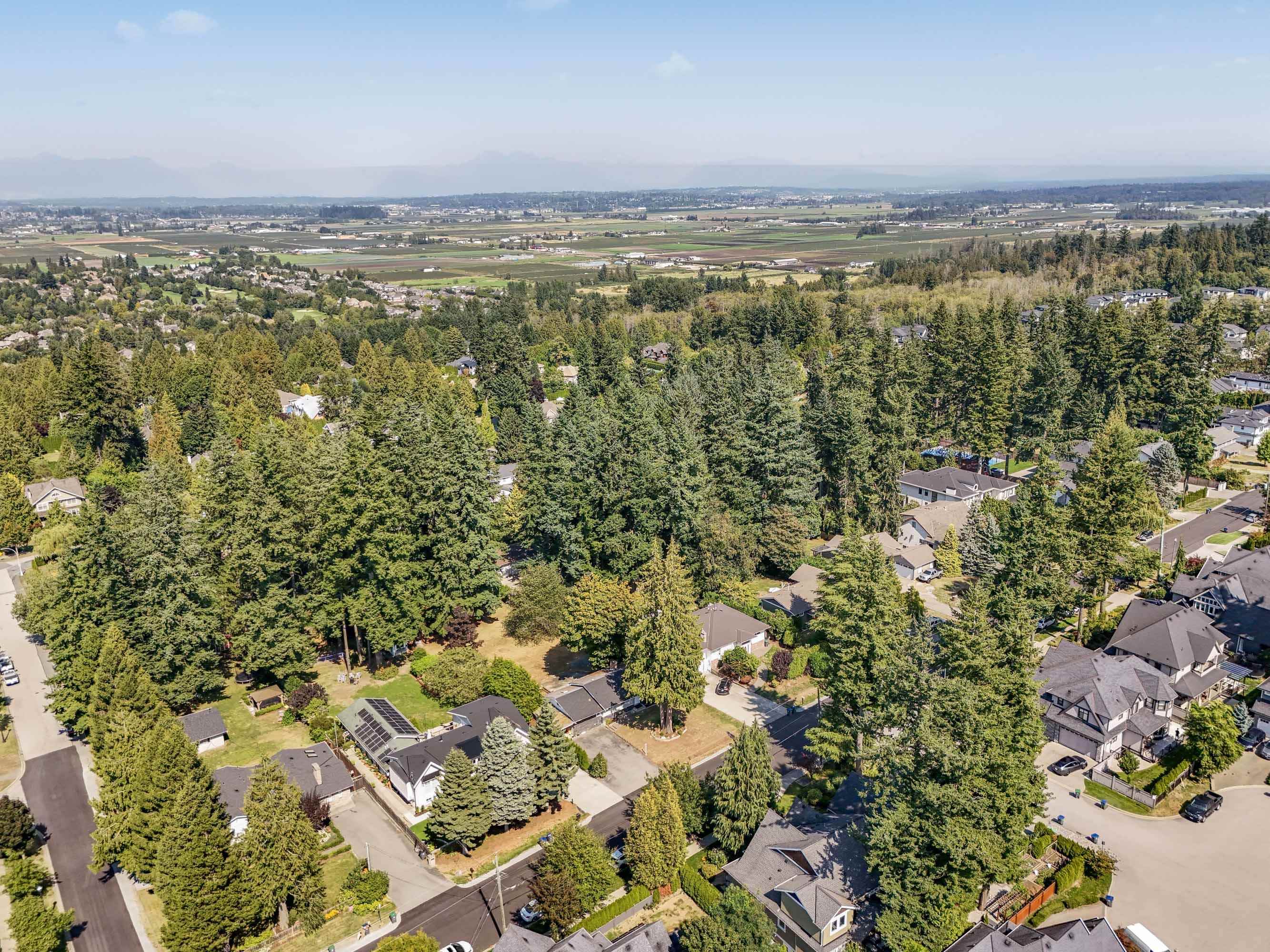 16235 28 AVENUE Unit: 16235