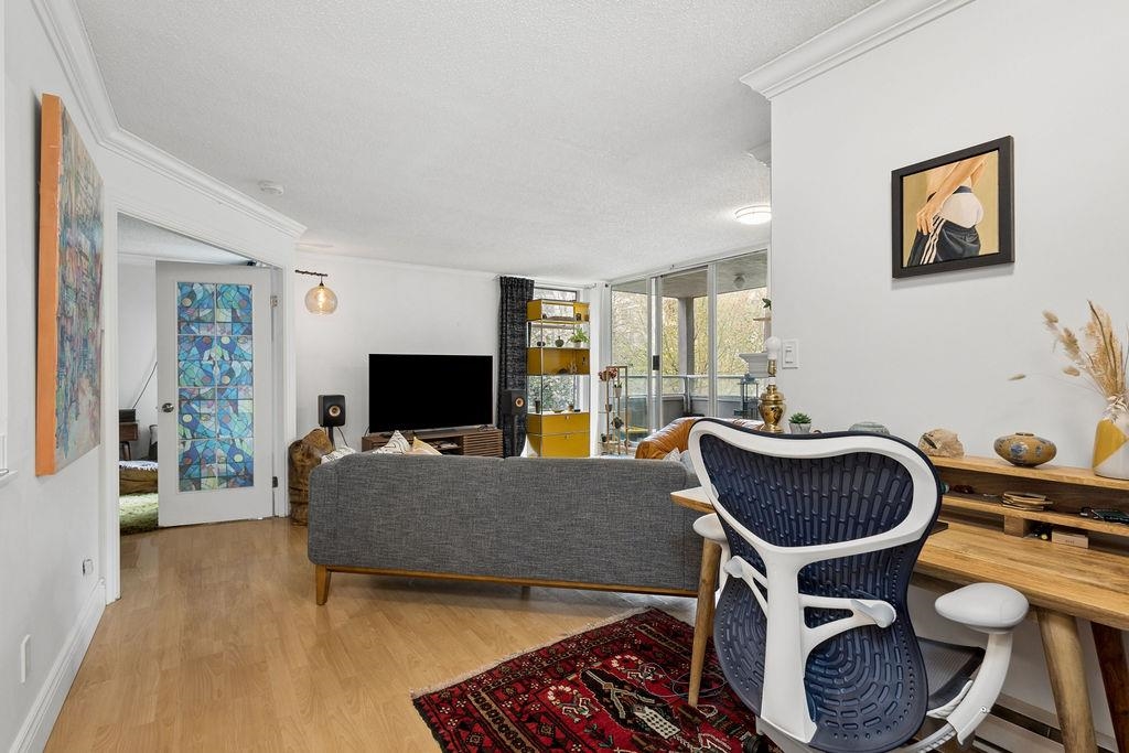 202 1220 BARCLAY STREET Unit: 202