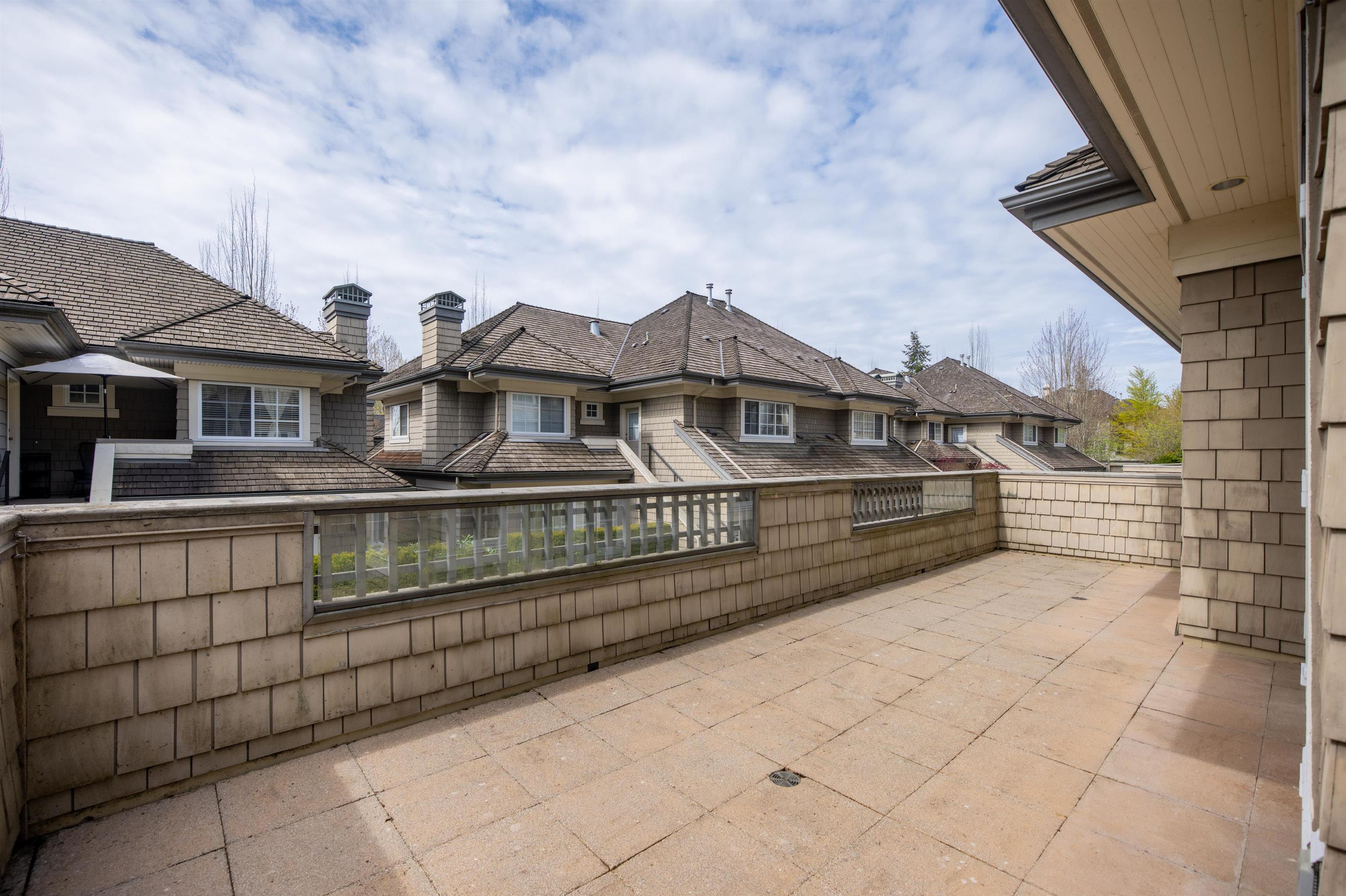 6380 LARKIN DRIVE