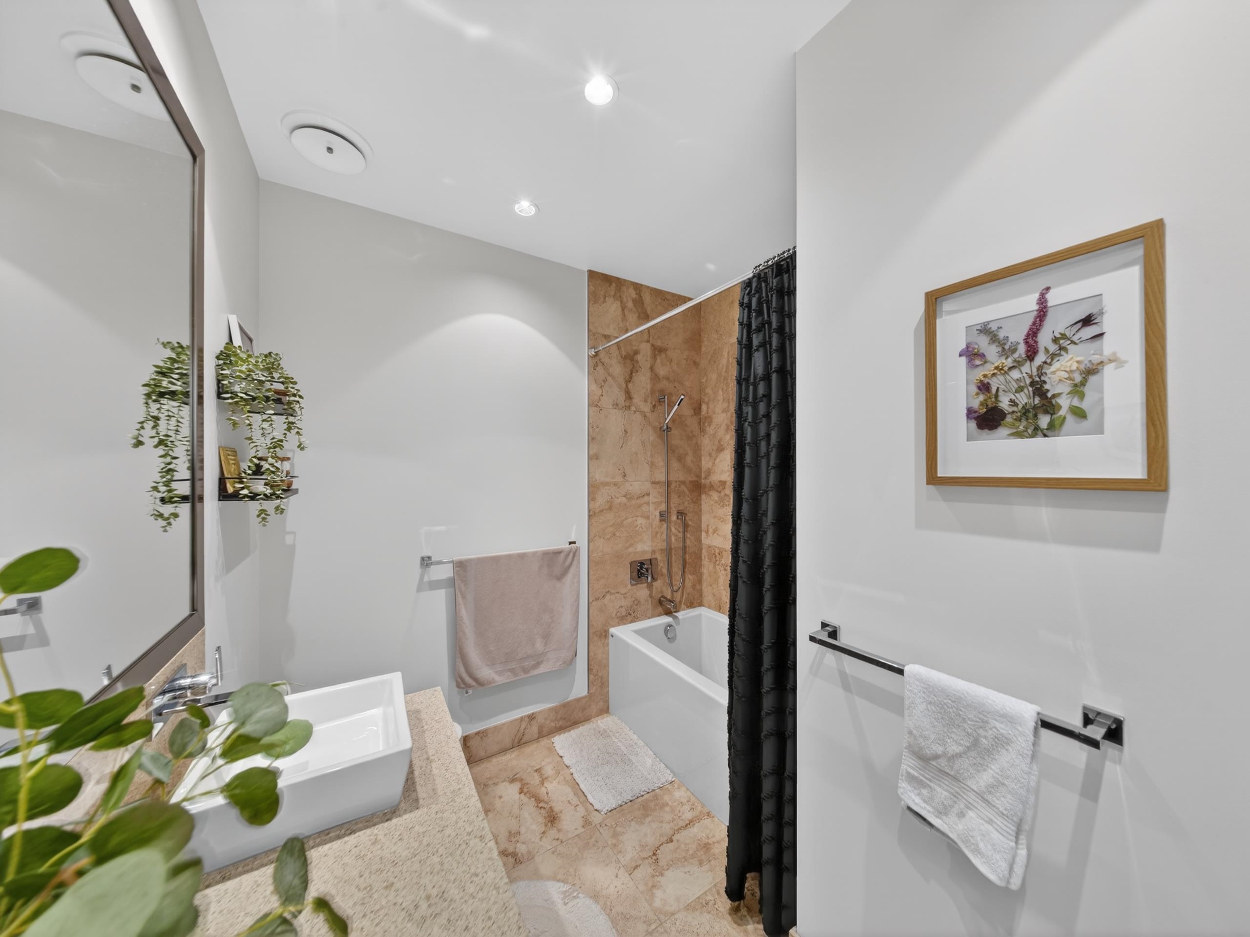 704 123 W 1ST AVENUE Unit: 704