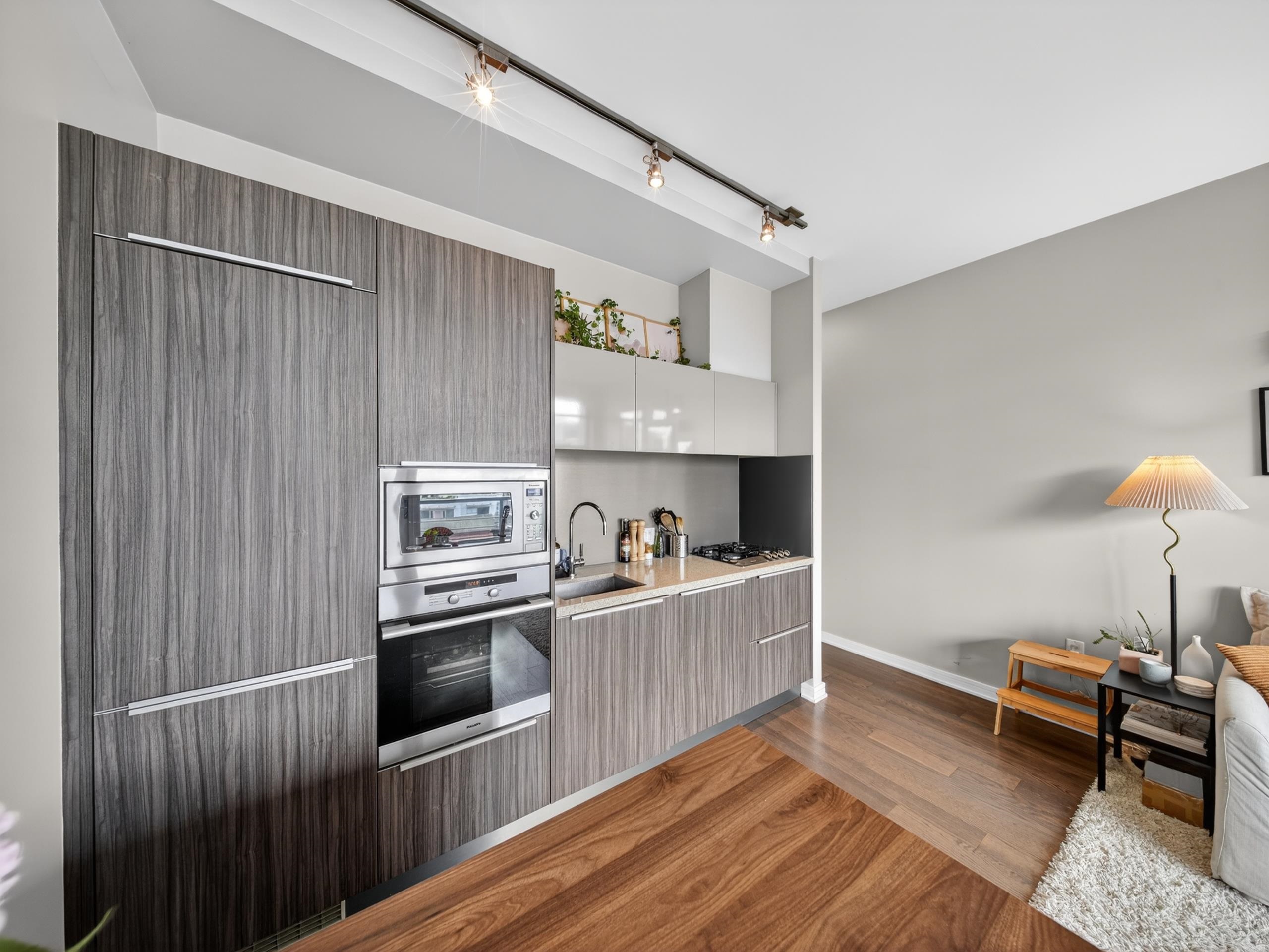 704 123 W 1ST AVENUE Unit: 704