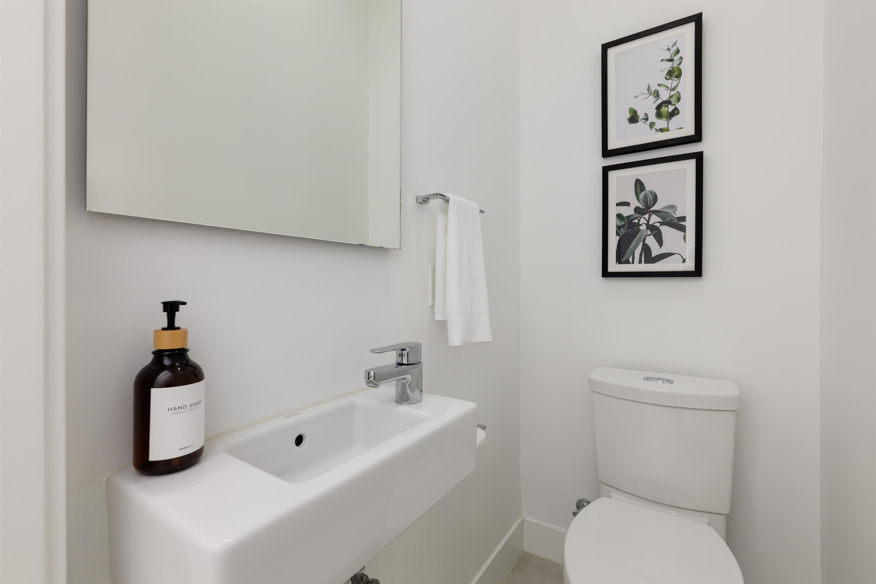 119 3529 BAYCREST AVENUE Unit: 119
