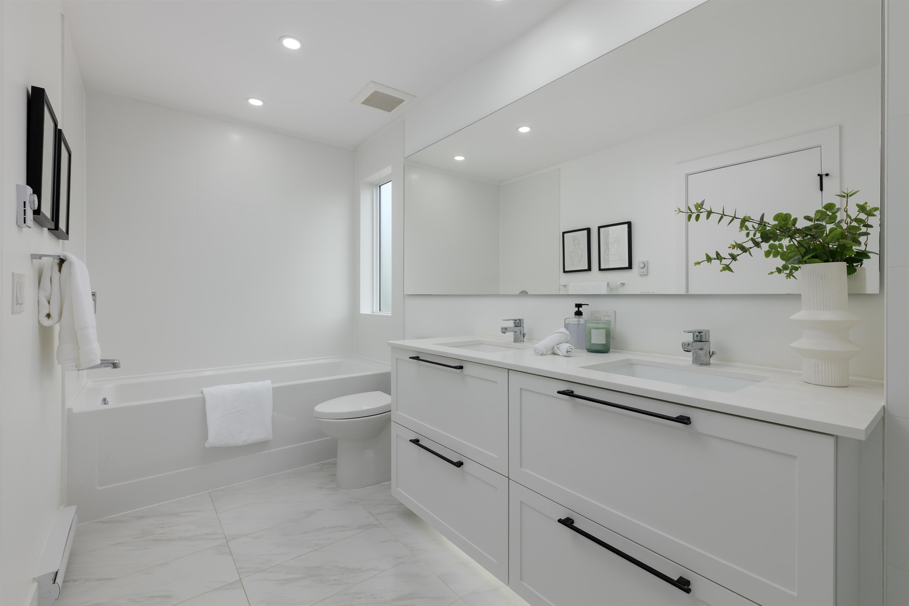 119 3529 BAYCREST AVENUE Unit: 119