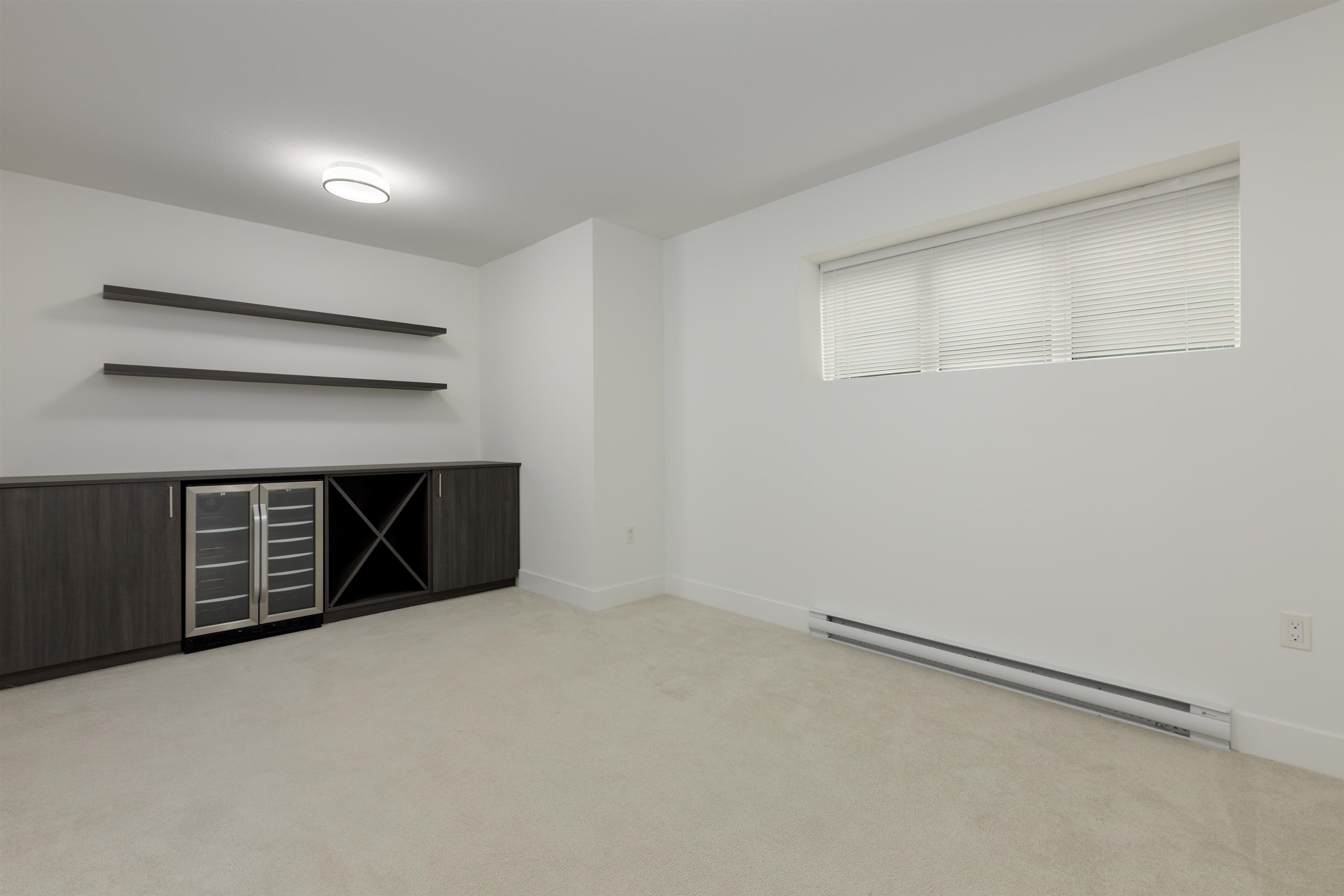 119 3529 BAYCREST AVENUE Unit: 119