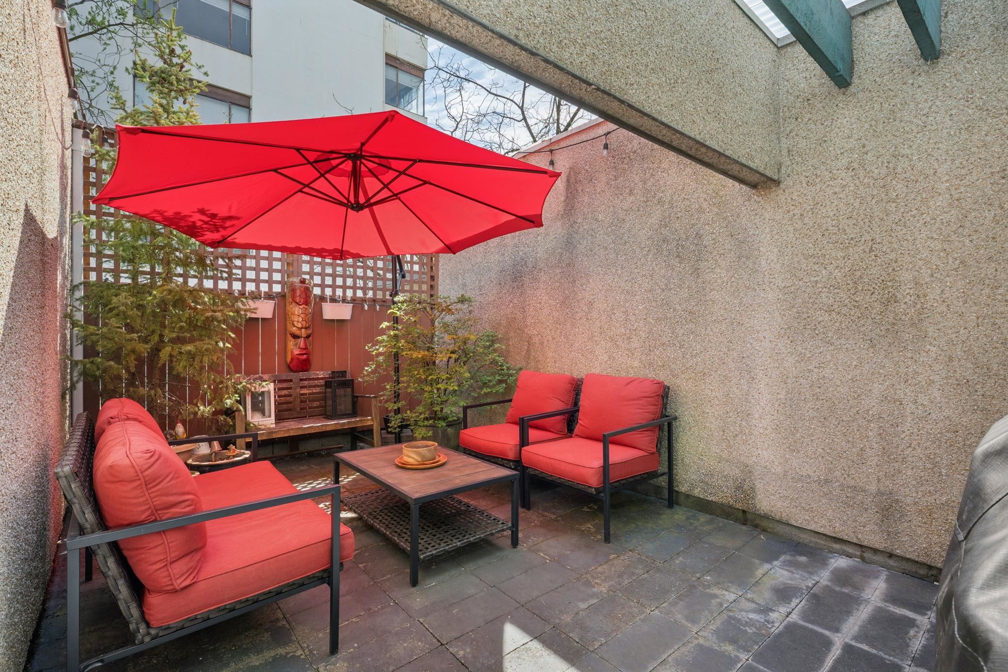 407 1345 COMOX STREET Unit: 407