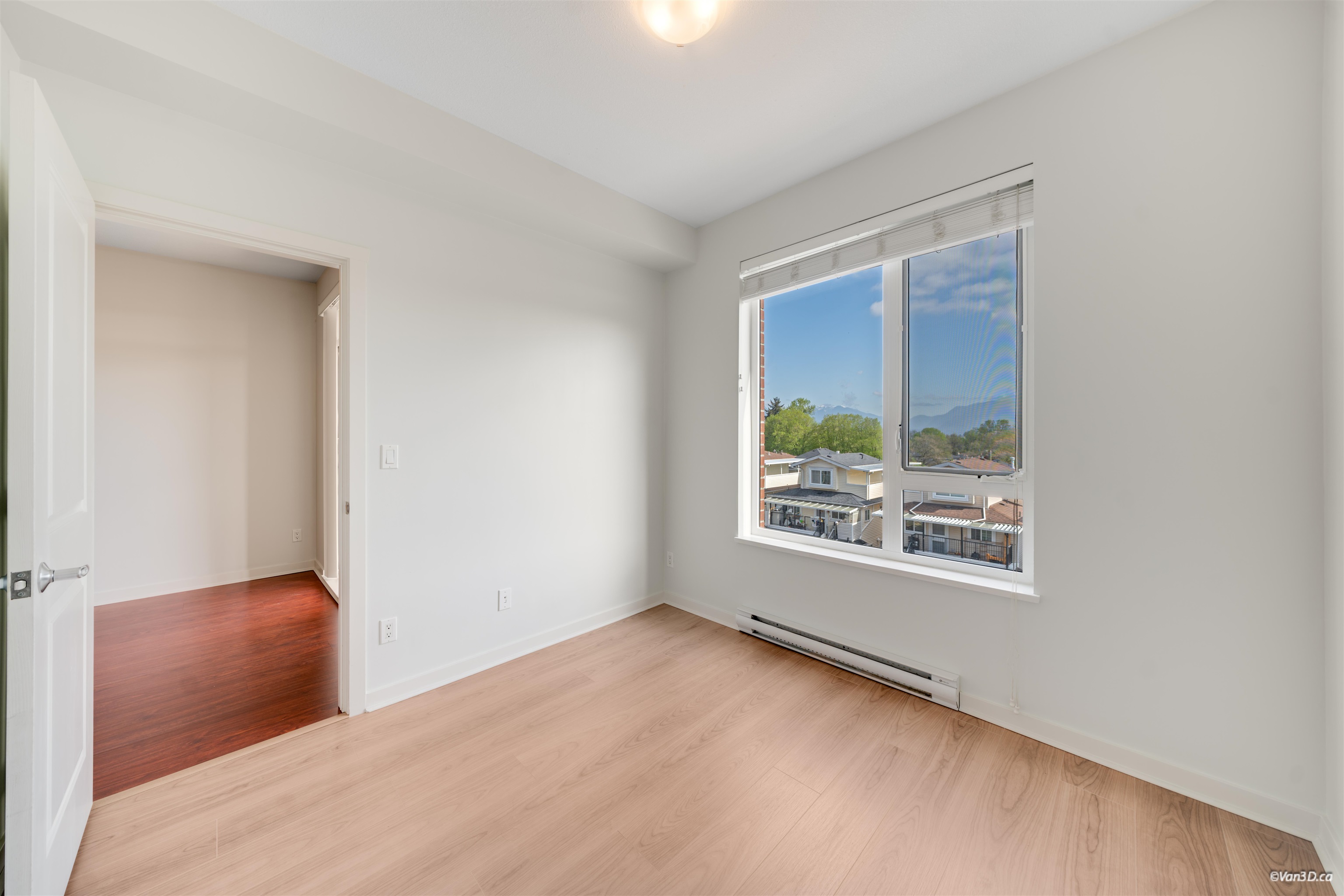 329 2239 KINGSWAY Unit: 329