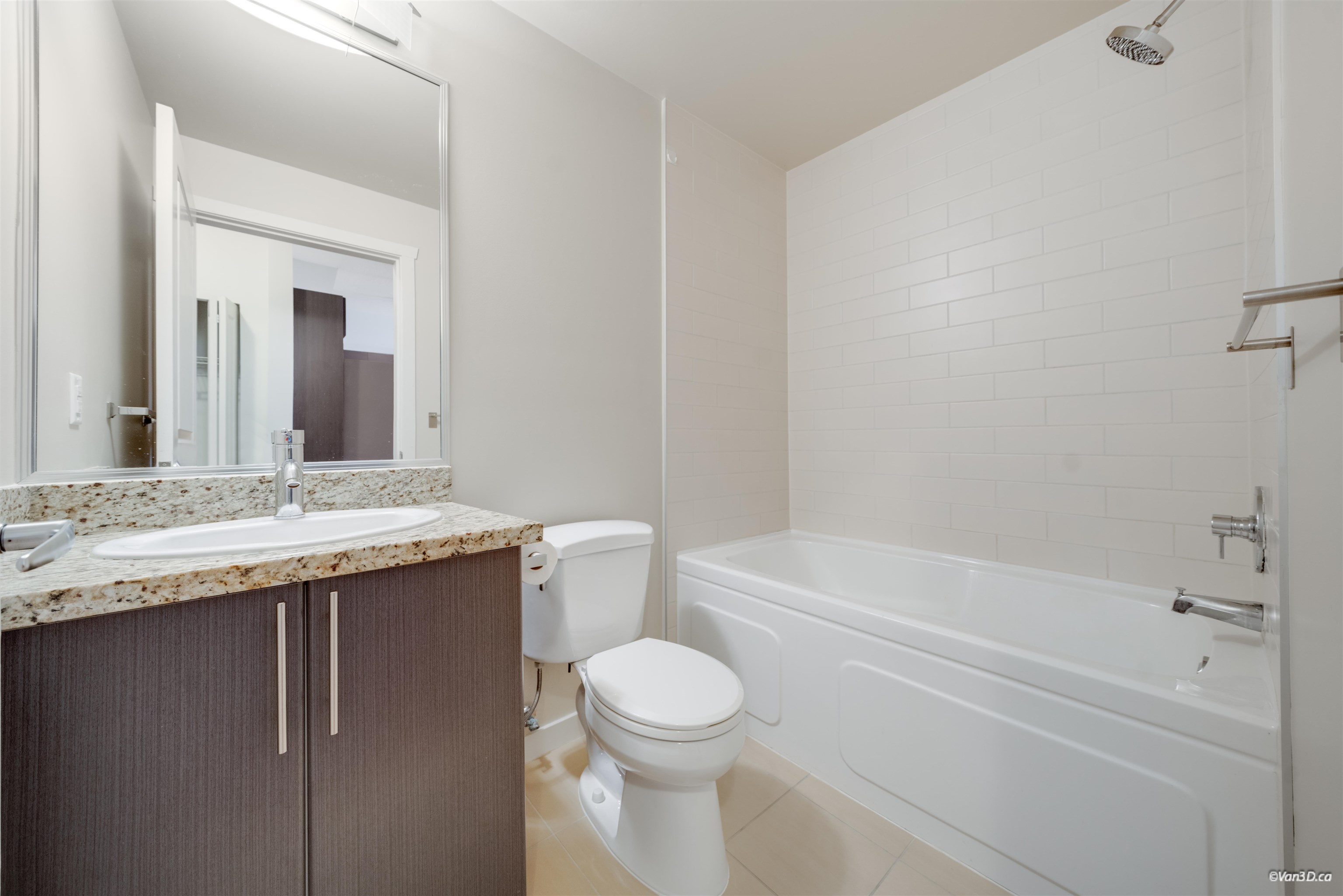 329 2239 KINGSWAY Unit: 329