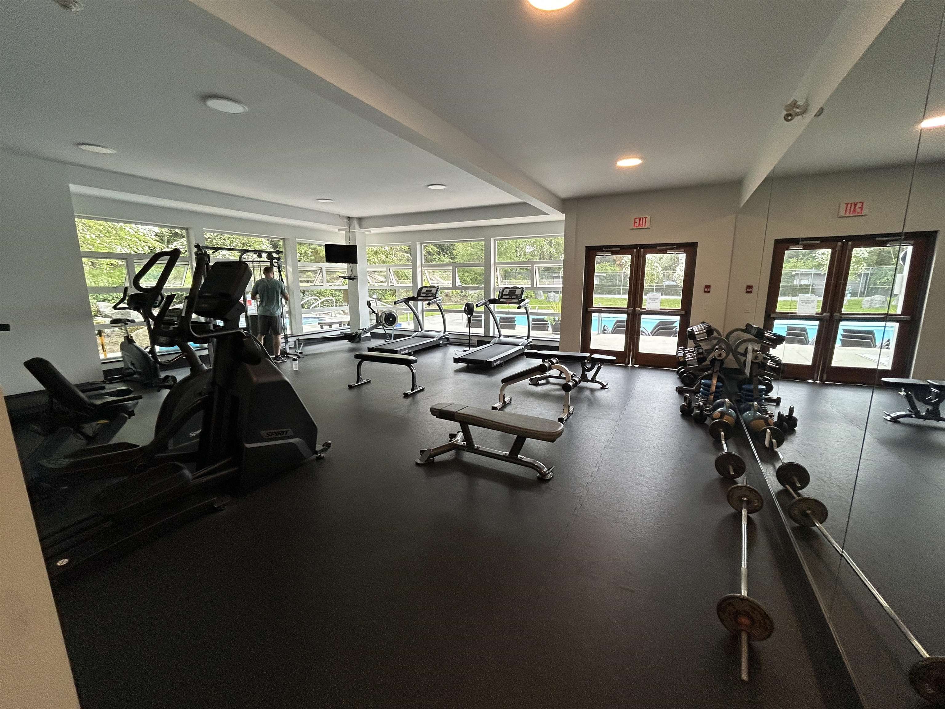 121 801 KLAHANIE DRIVE Unit: 121