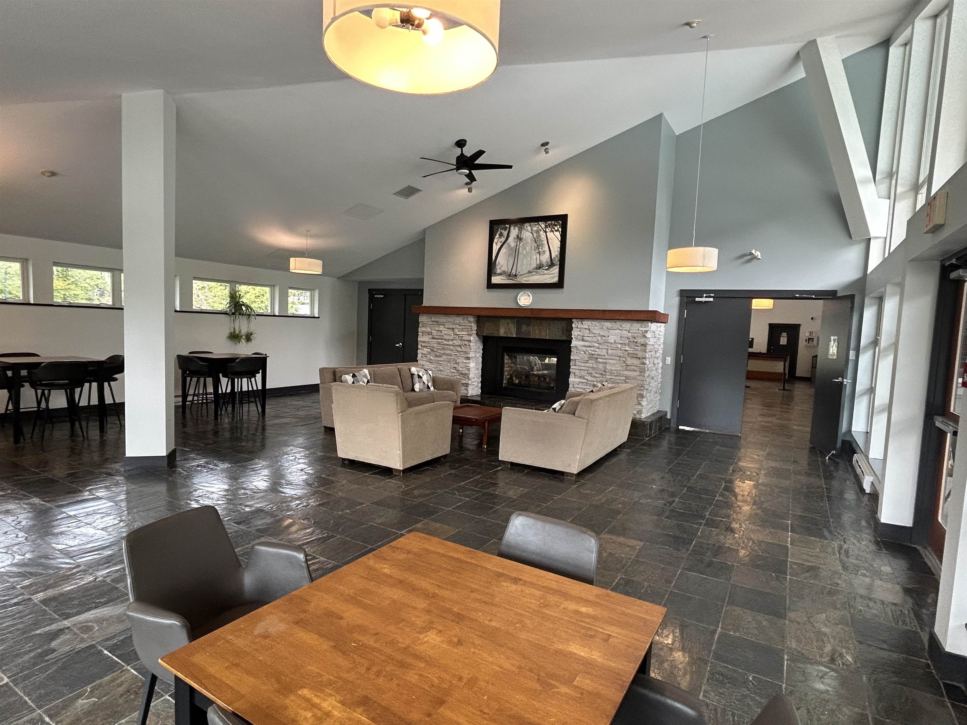 121 801 KLAHANIE DRIVE Unit: 121