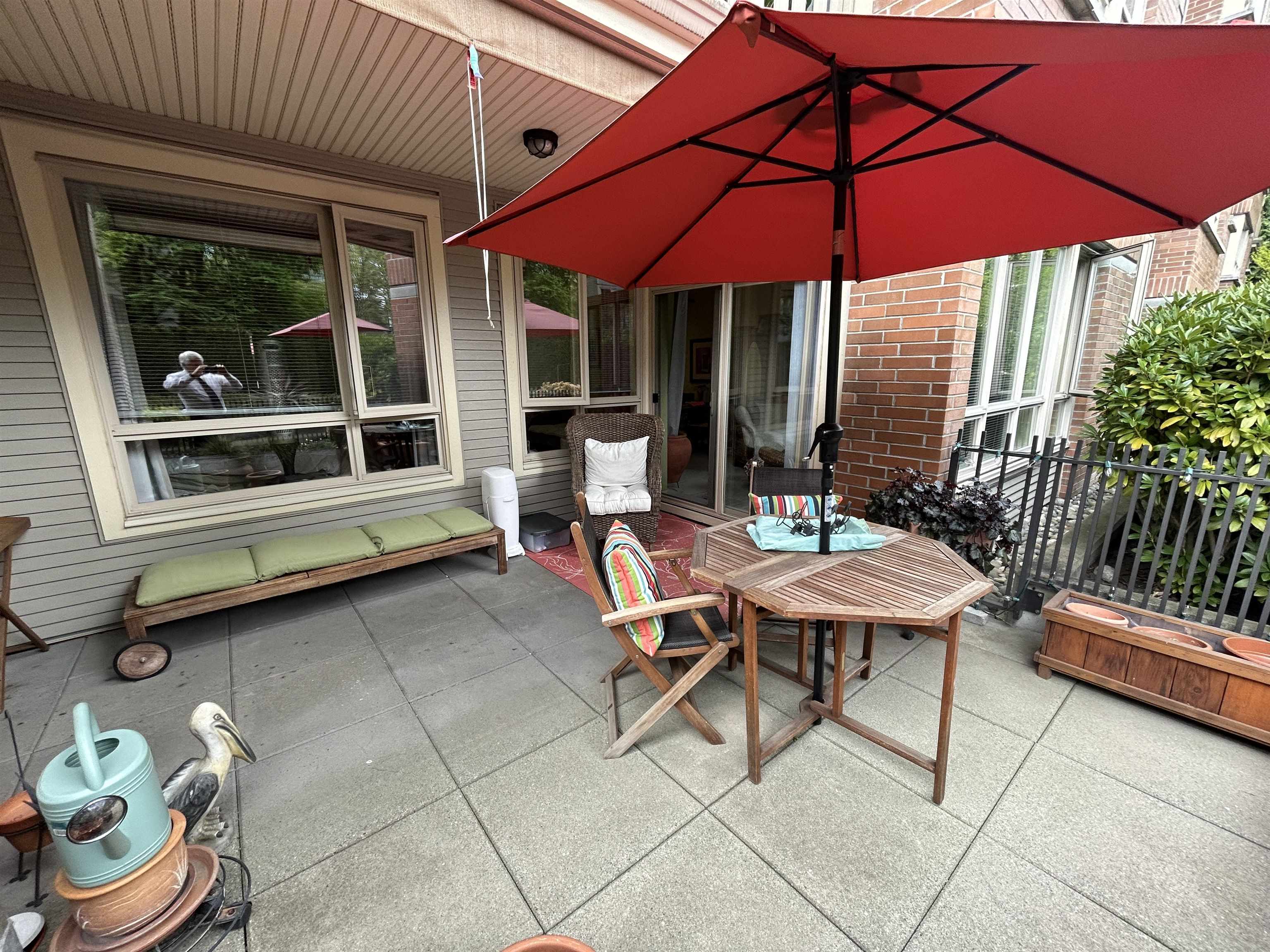 121 801 KLAHANIE DRIVE Unit: 121