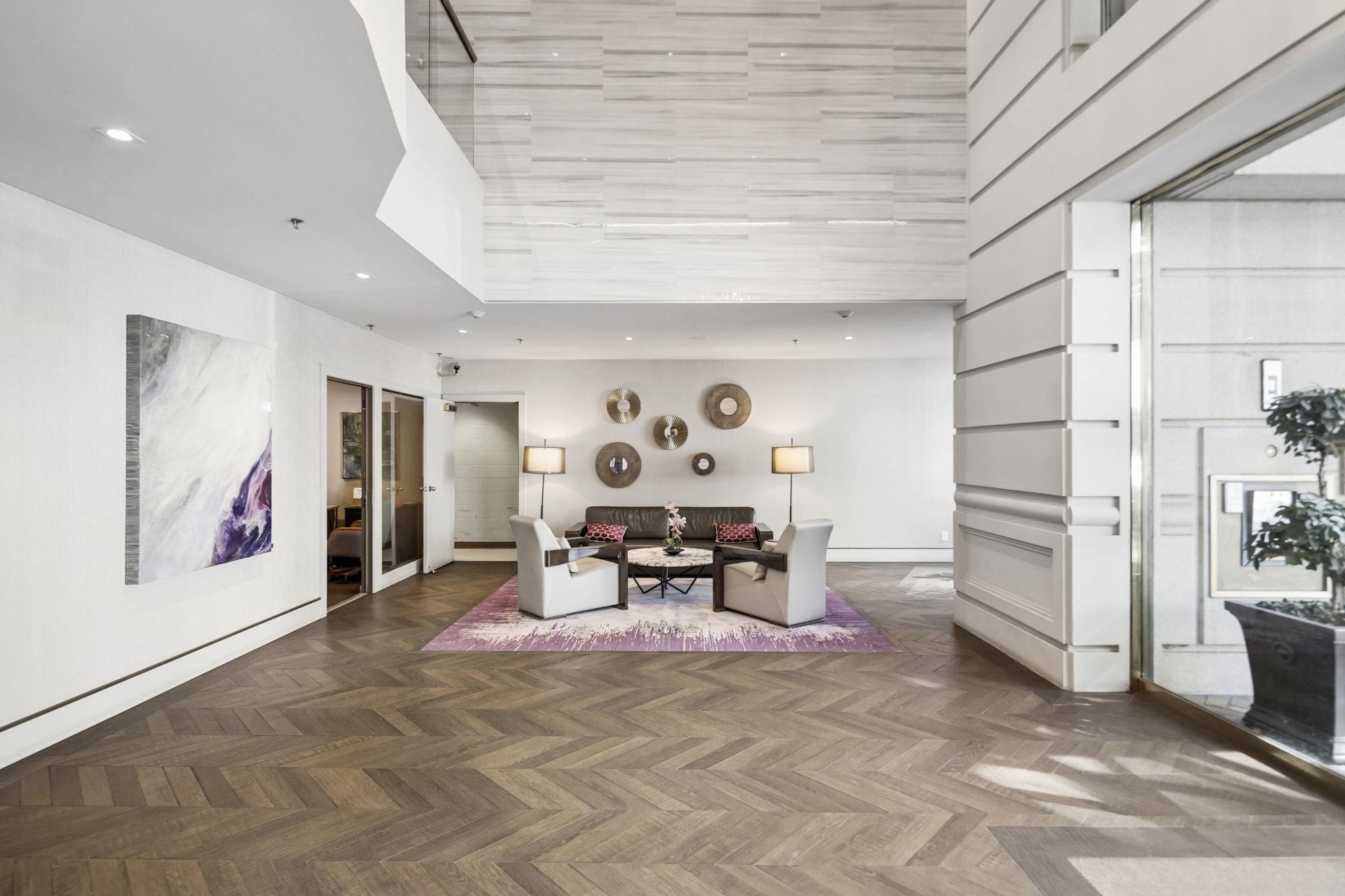 2301 909 BURRARD STREET Unit: 2301