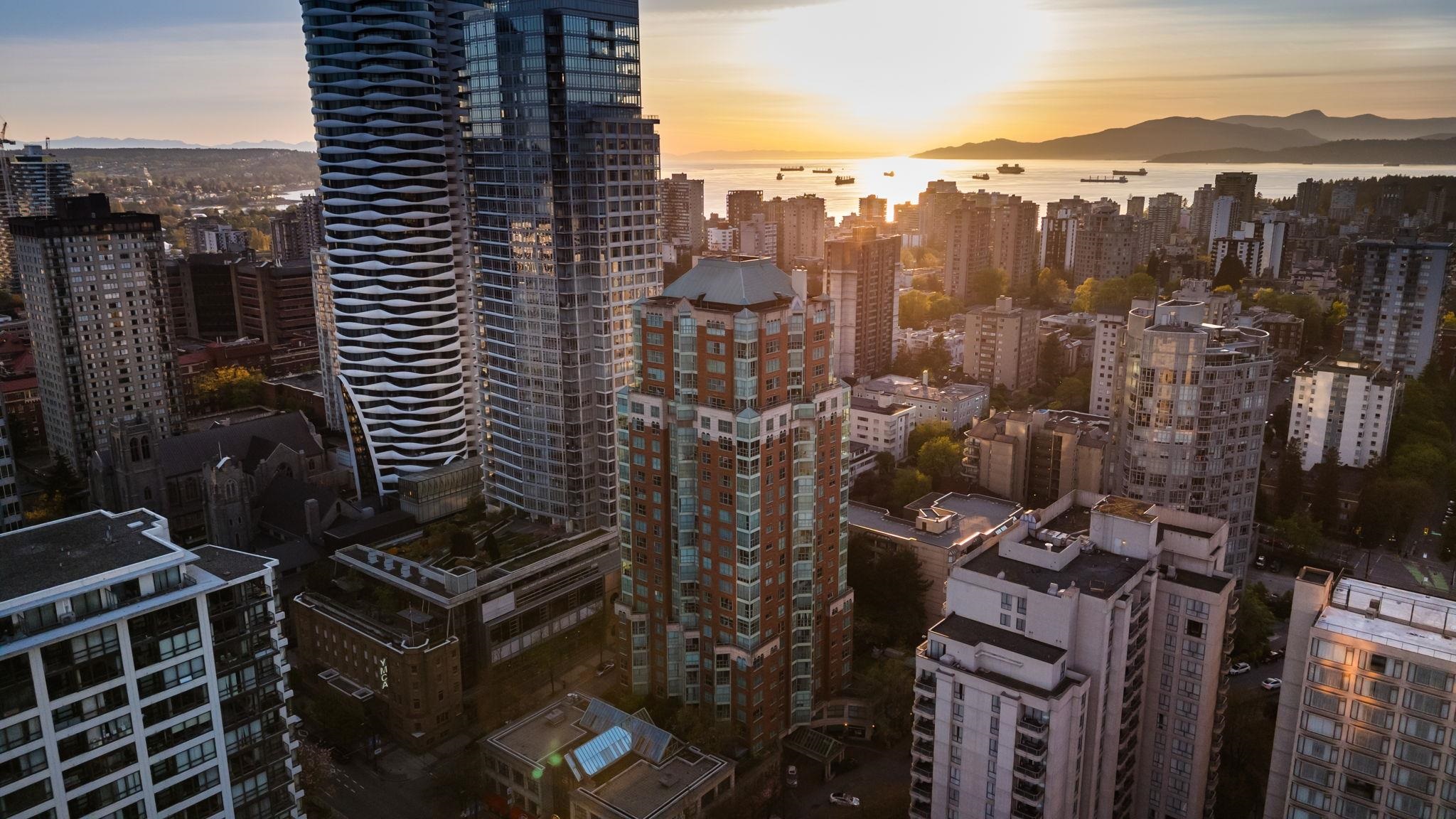 2301 909 BURRARD STREET Unit: 2301