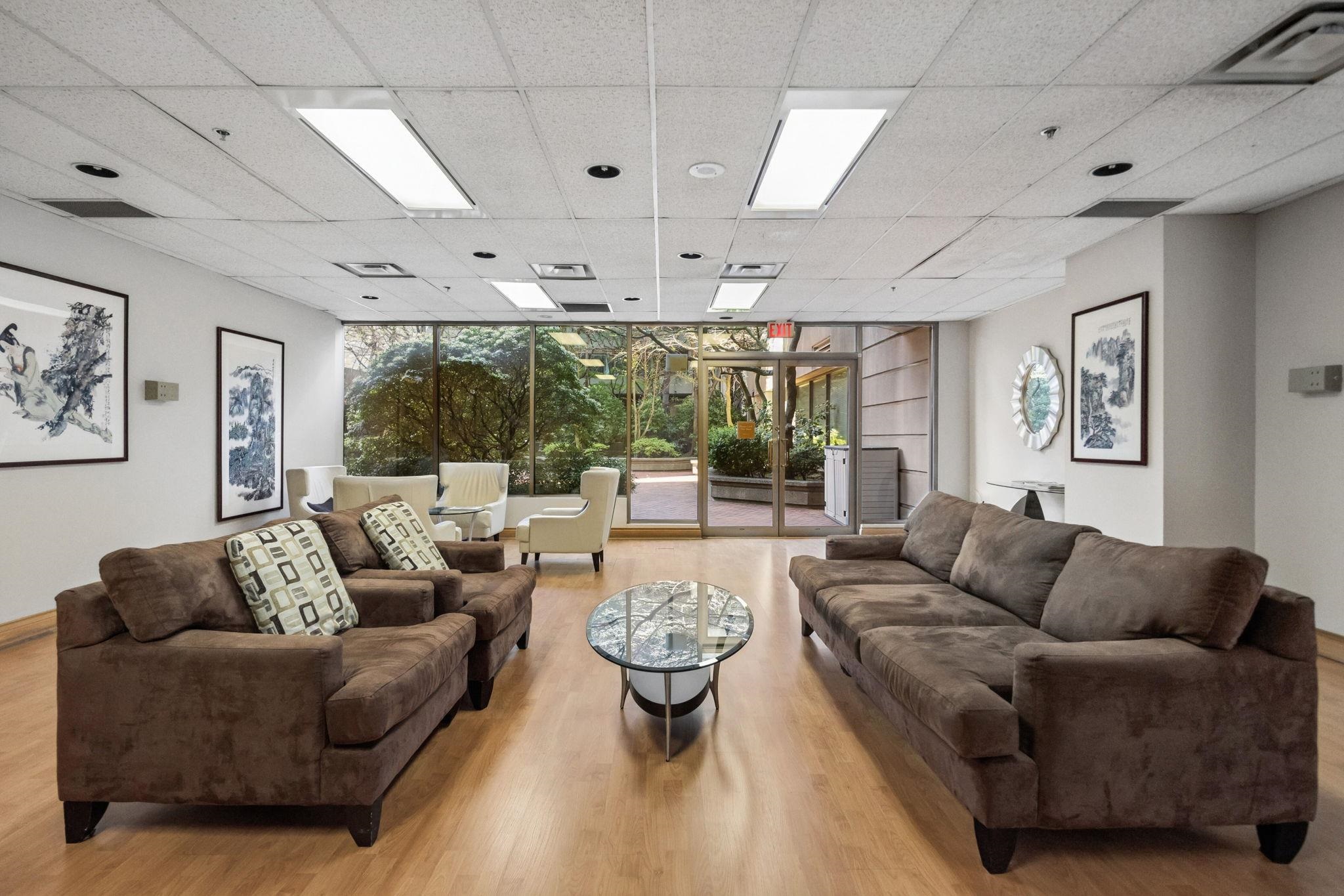 2301 909 BURRARD STREET Unit: 2301