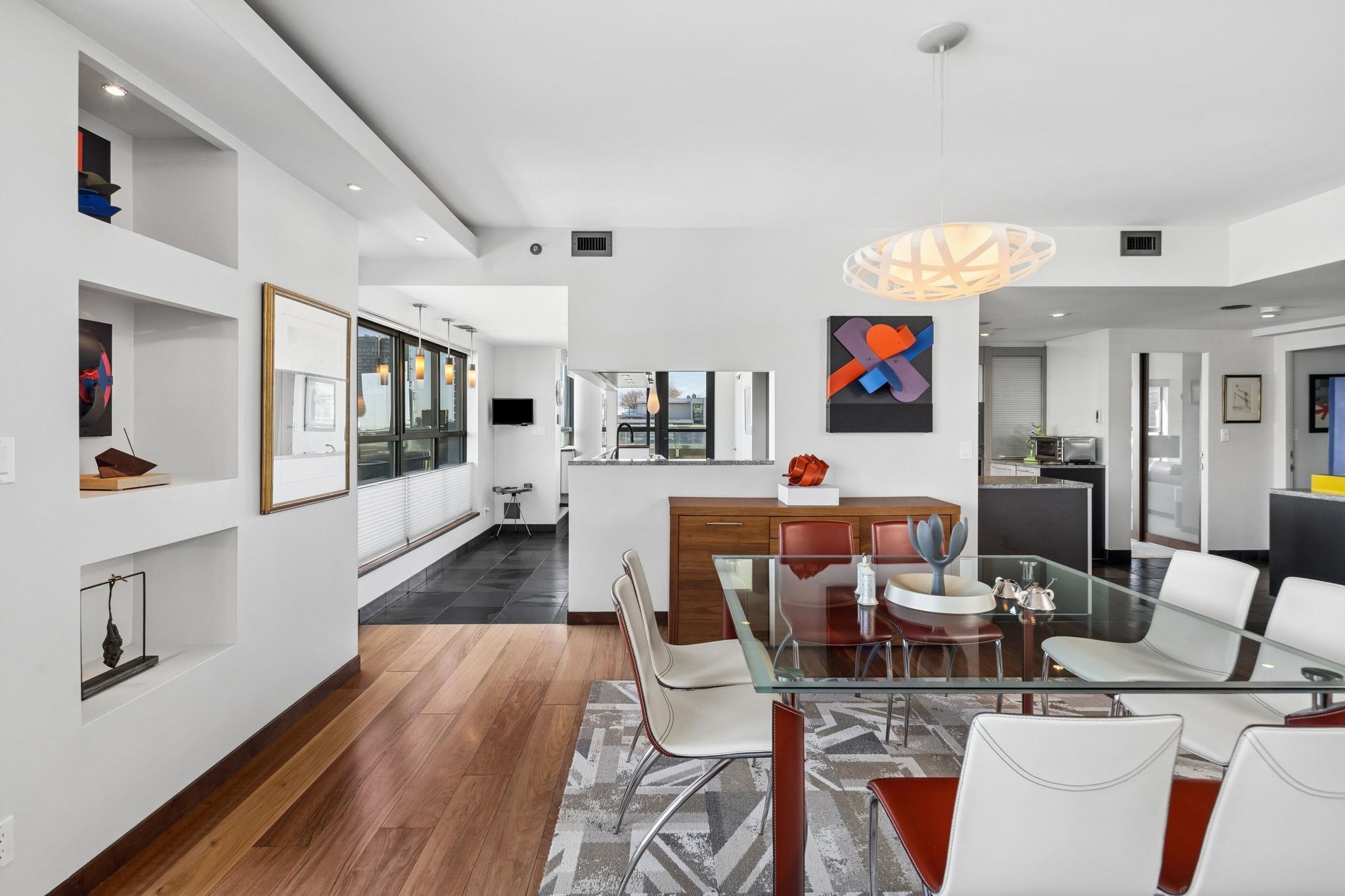 2301 909 BURRARD STREET Unit: 2301