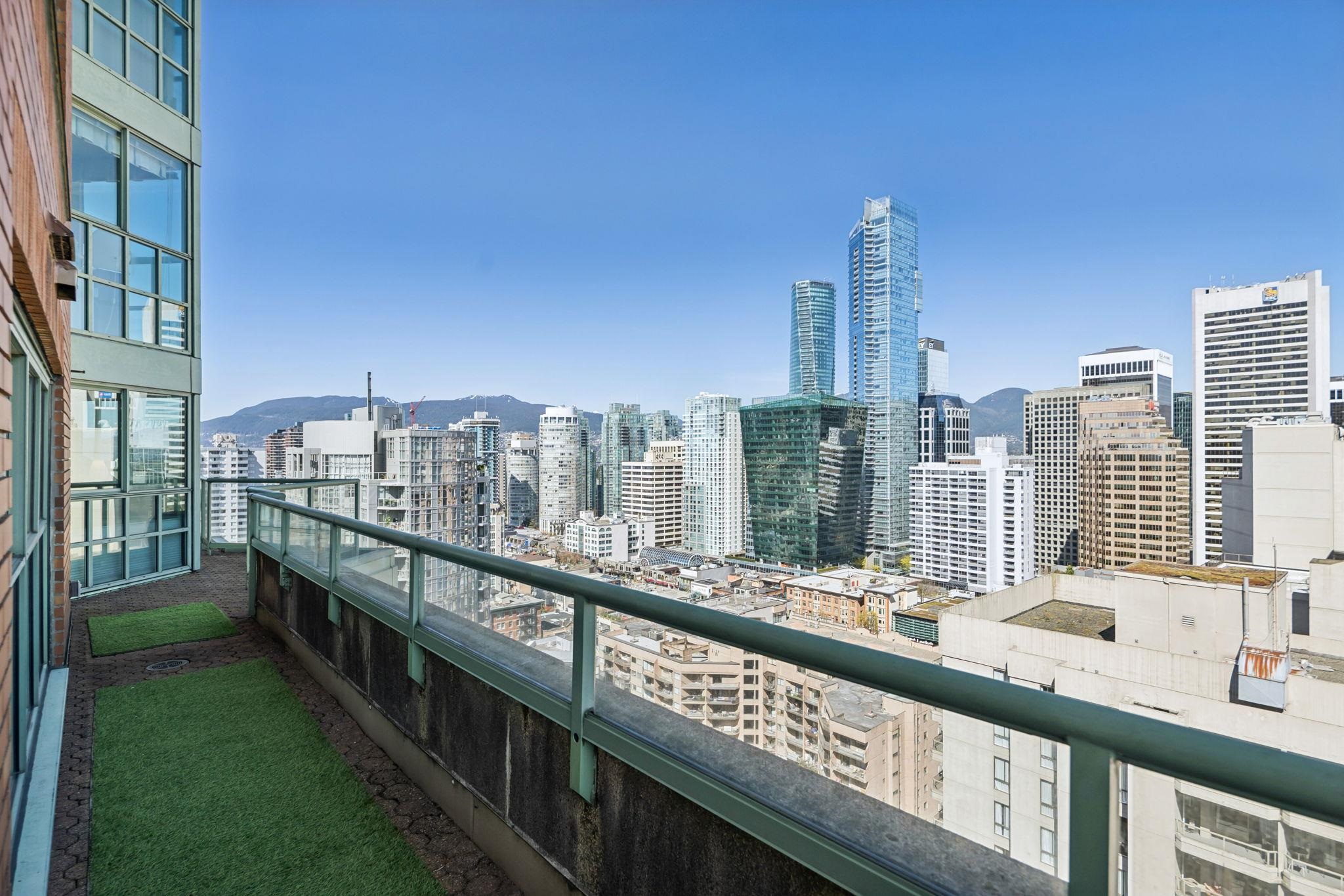 2301 909 BURRARD STREET Unit: 2301