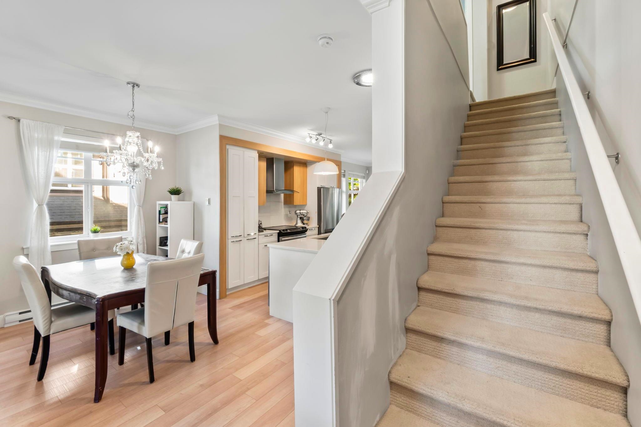 64 6350 142 STREET Unit: 64